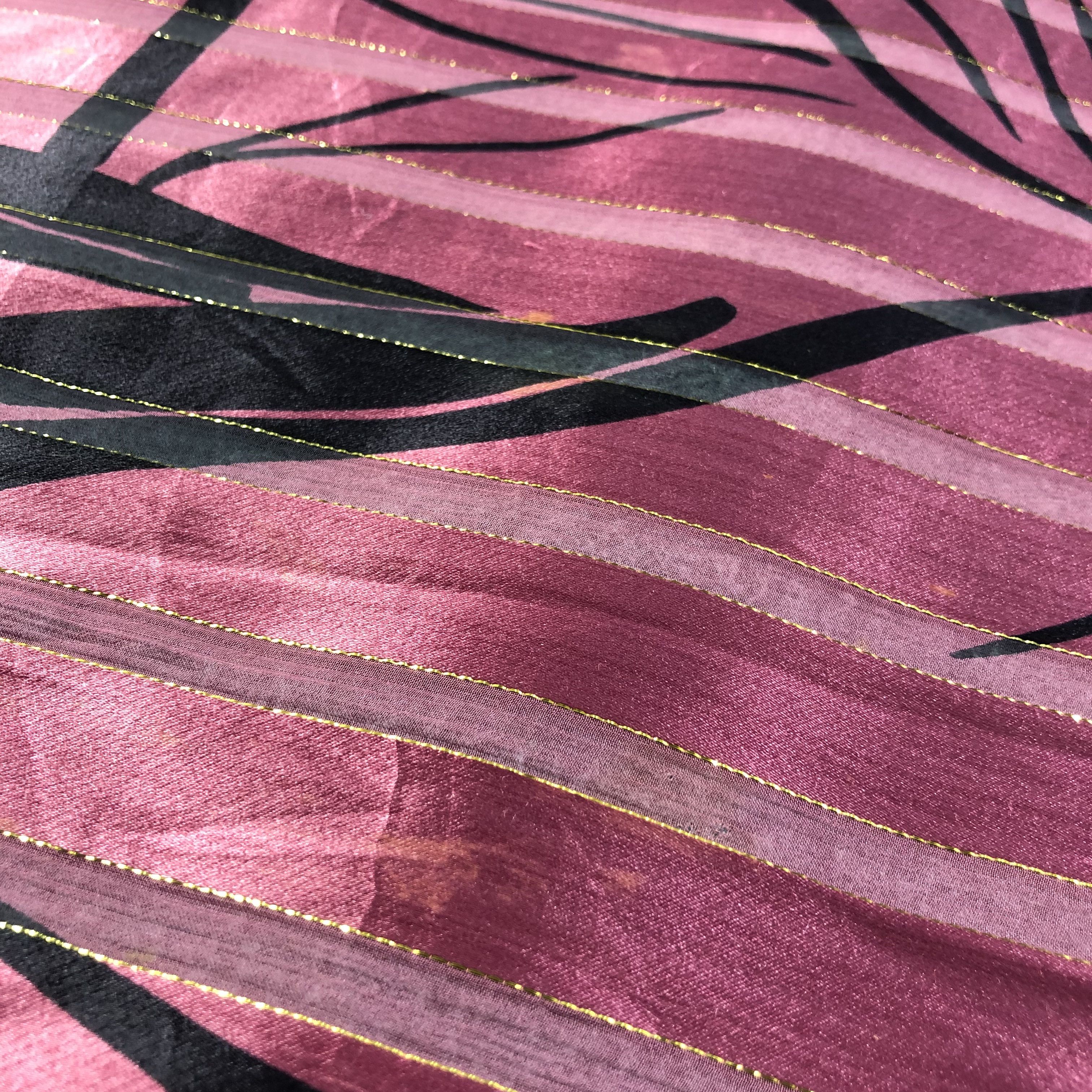 Japanese Brand Luxury Floral Slit Thread Silk Scarf M740 Size ONE SIZE - 4 Thumbnail