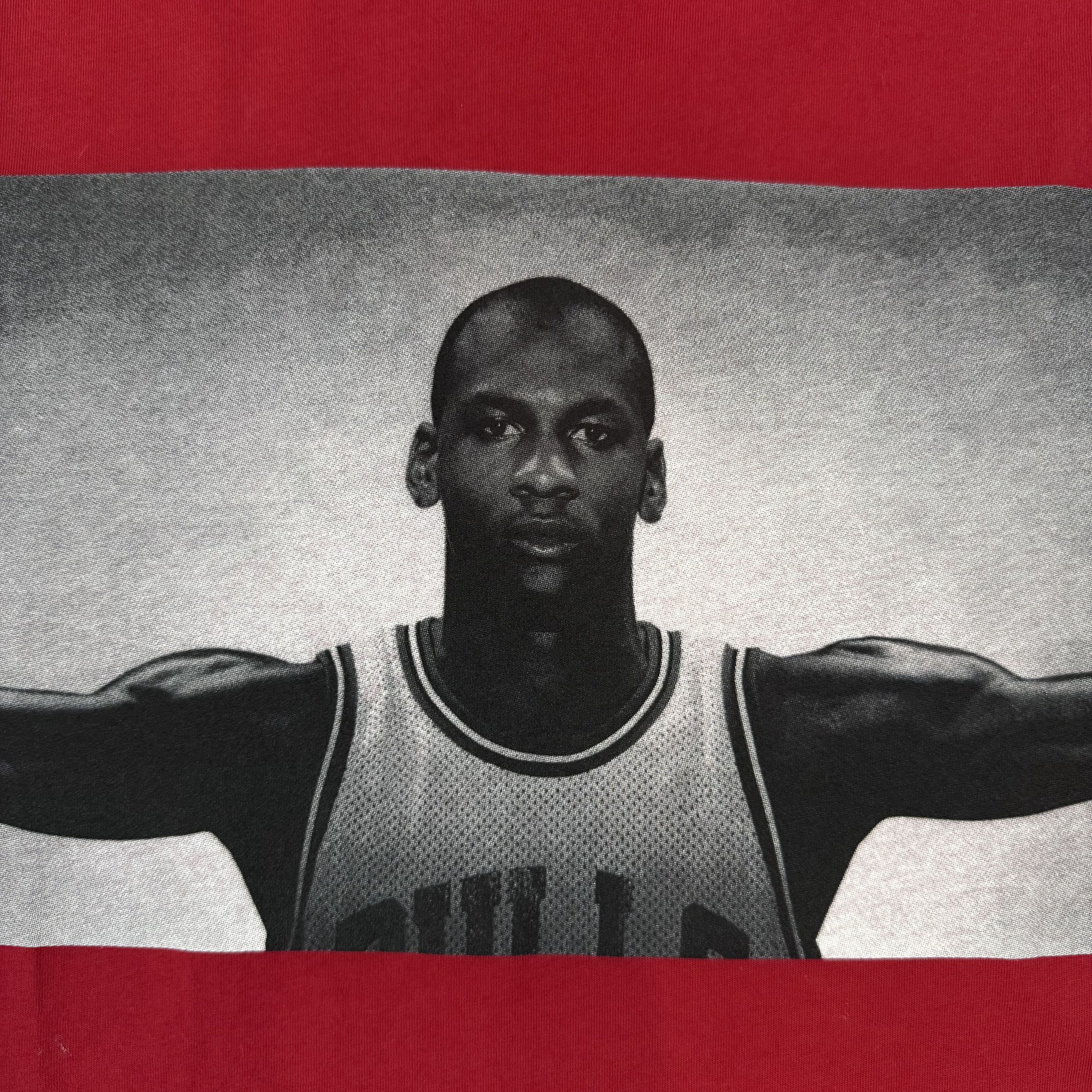 Jordan Brand Jordan Red Graphic Tee Shirt Size US L / EU 52-54 / 3 - 3 Thumbnail