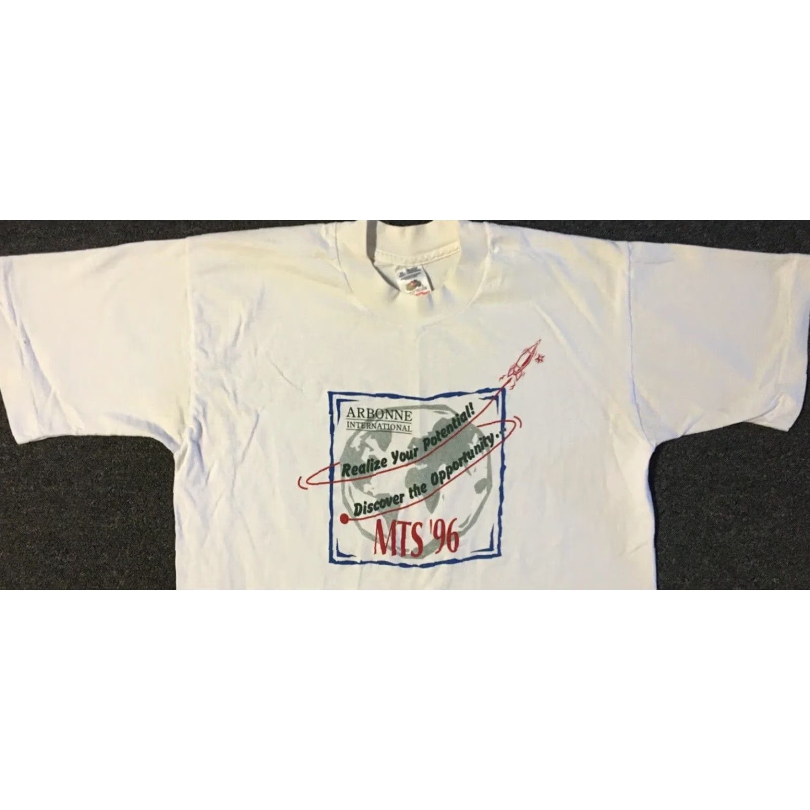 Vintage VINTAGE Realize Your Potential 90s T-Shirt Mens S White Grunge Kindness 80s 90s USA Logo Funny Family Friends Size US S / EU 44-46 / 1 - 5 Thumbnail