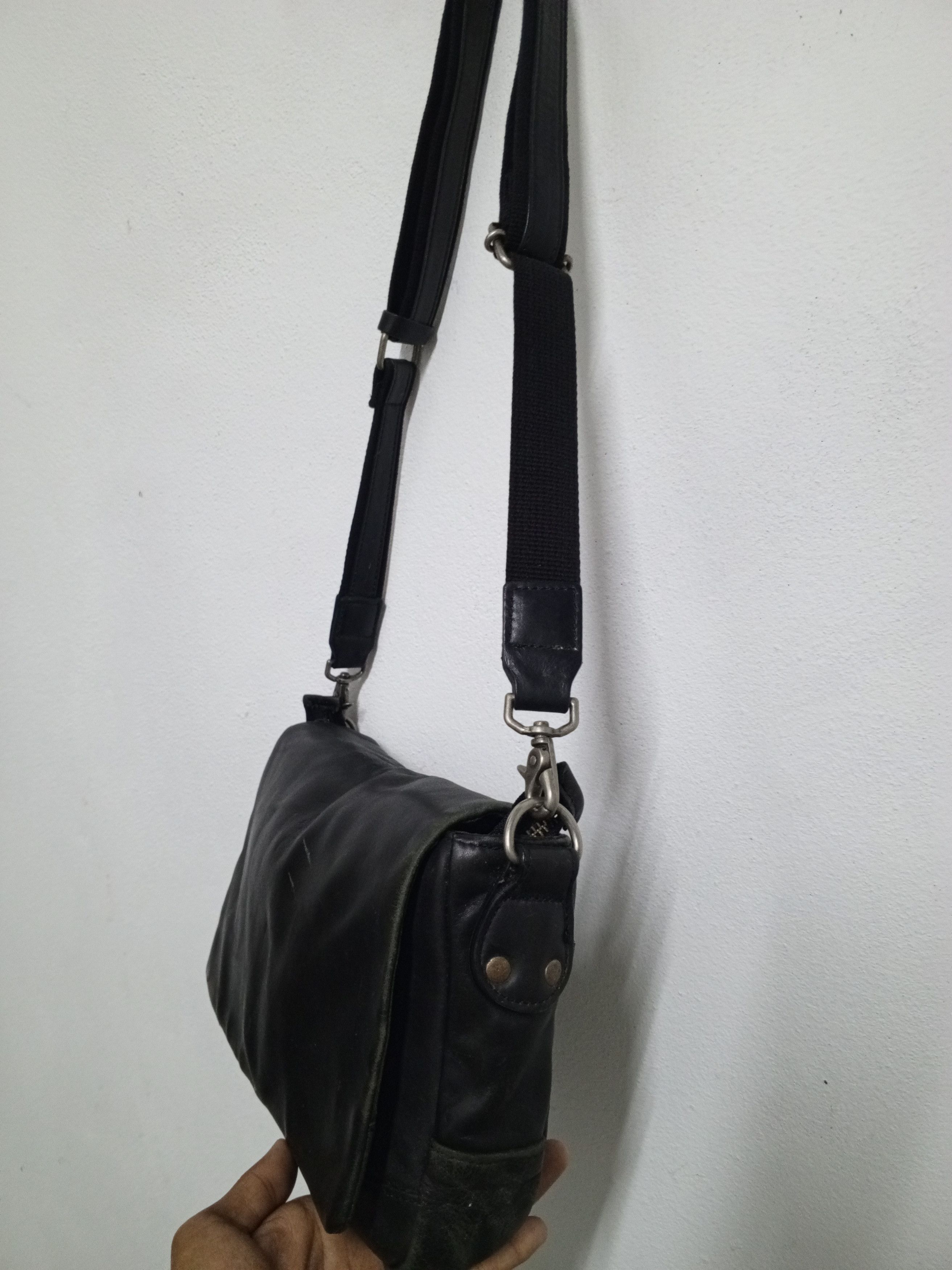 Leather 💥BINDING OFFER 💥STUDIOUS JAPAN LEATHER BAG SLIM Size ONE SIZE - 3 Thumbnail