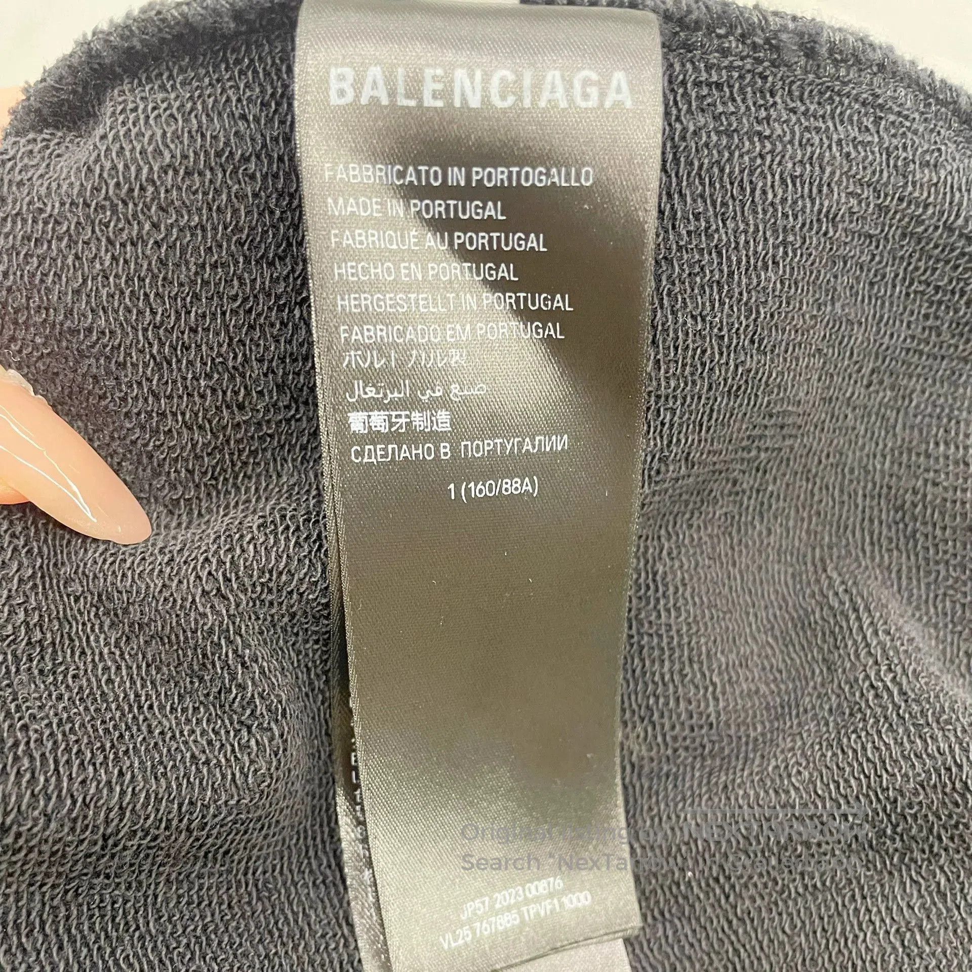 Balenciaga balenciaga fw23 racing graphic hoodie black. Size US XL / EU 56 / 4 - 6 Thumbnail