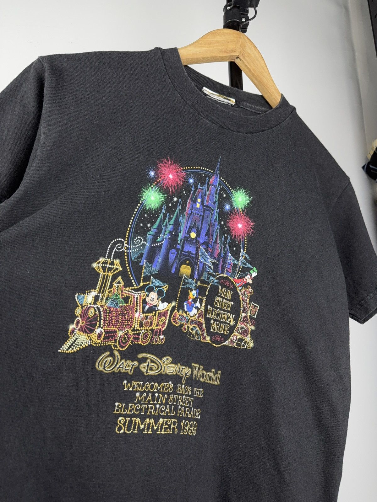 Cartoon Network × Disney × Vintage Vntg 90s Disney World Mickey Mouse Cartoon Faded T Shirt Size US XS / EU 42 / 0 - 4 Thumbnail