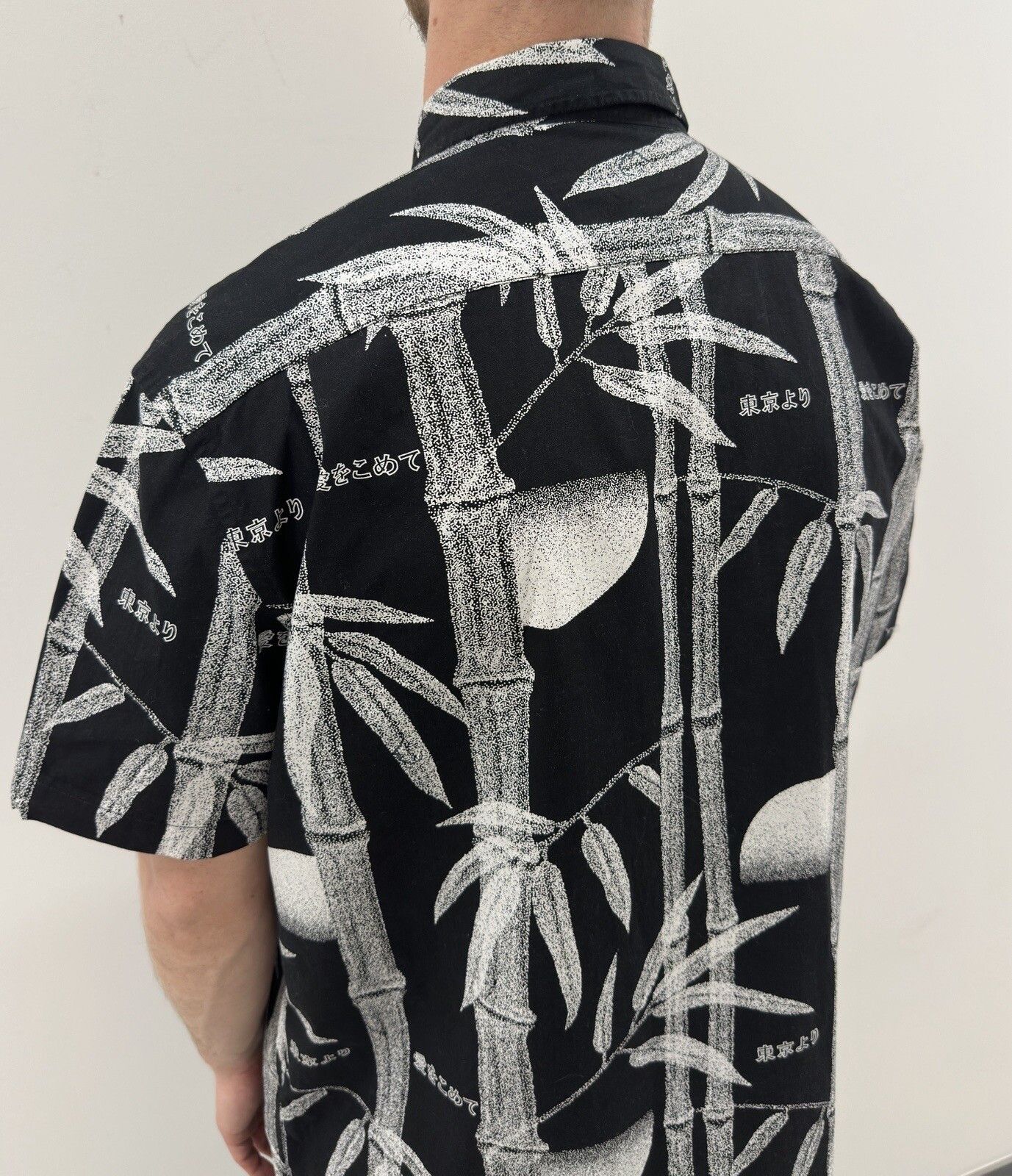 Edwin Edwin Mens Shirt Floral Print Cotton Size US L / EU 52-54 / 3 - 6 Thumbnail