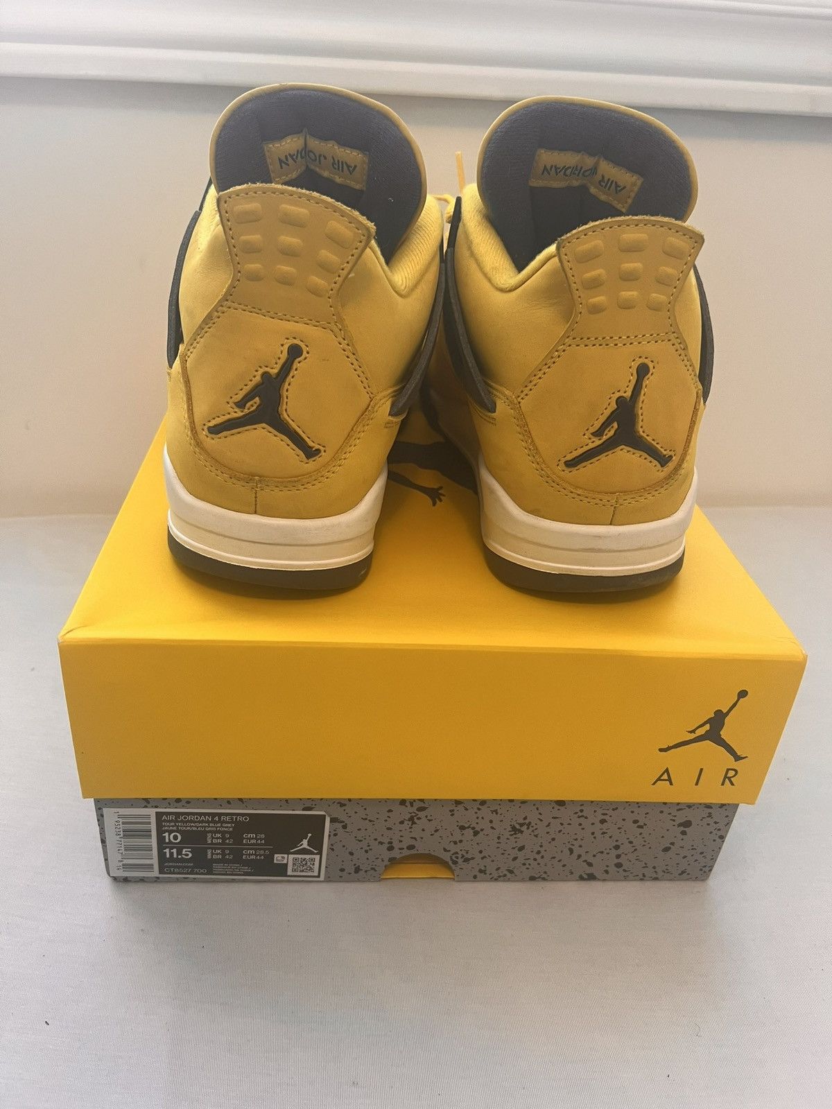 Jordan Brand Air Jordan 4 Retro Lightning Size US 10 / EU 43 - 2 Thumbnail