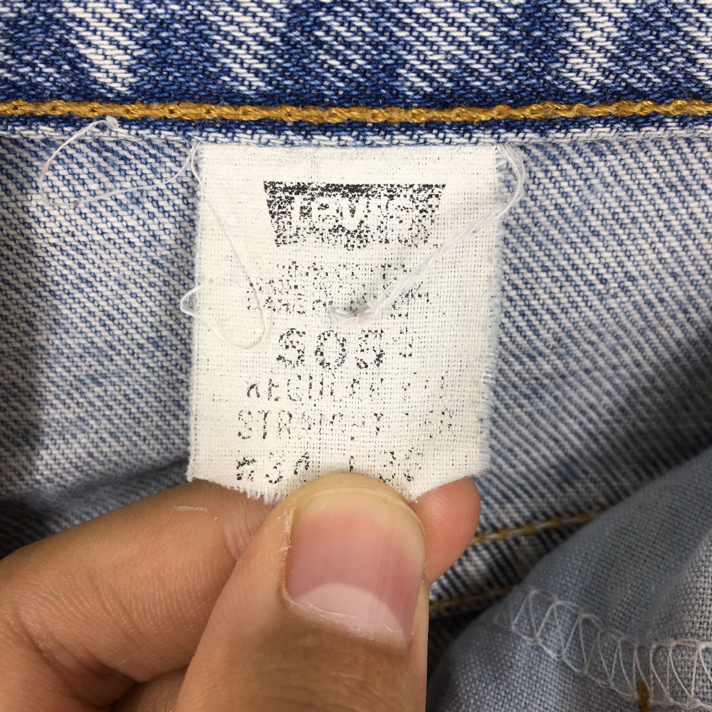 Levi's Size 31x28 Vintage 90s Levi's 505 Faded Blue Jeans S749 Size US 31 - 8 Thumbnail