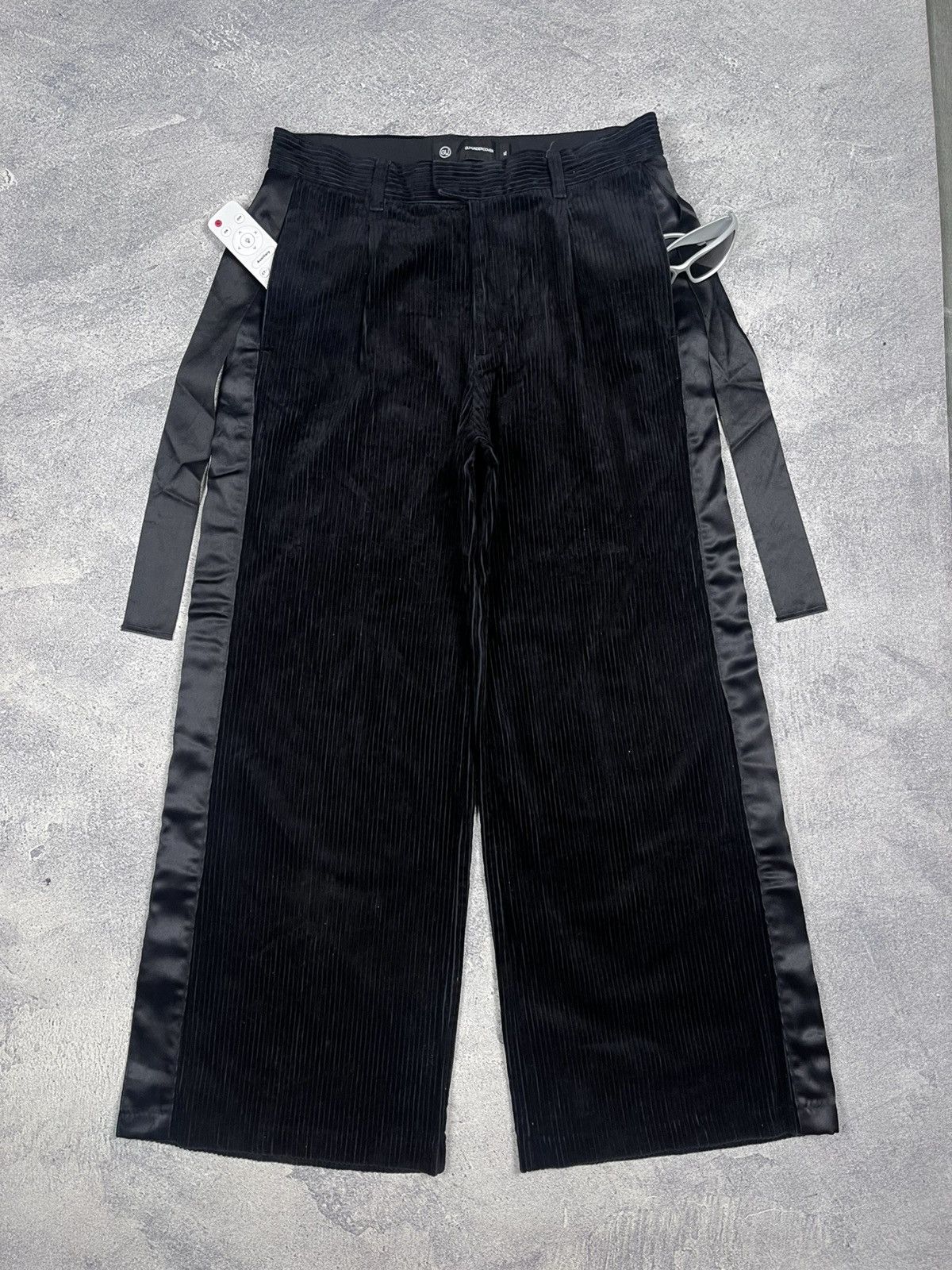 Undercover GUxUndercover Side Taped Baggy Corduroy Size US 31 - 1 Thumbnail
