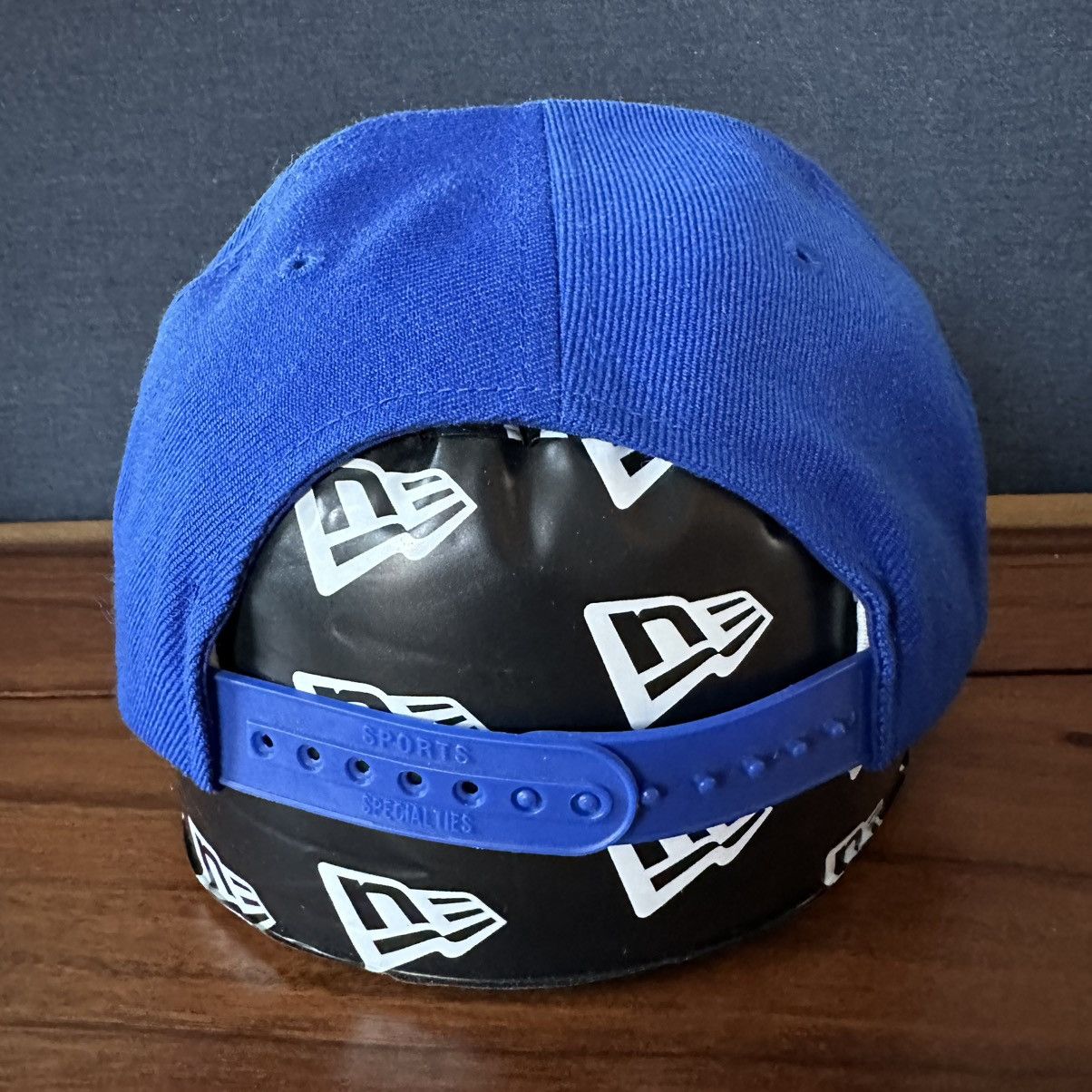 NCAA × Sports Specialties × Vintage Vintage 1990s UCLA Bruins Script Snapback (Deadstock) Size ONE SIZE - 6 Thumbnail