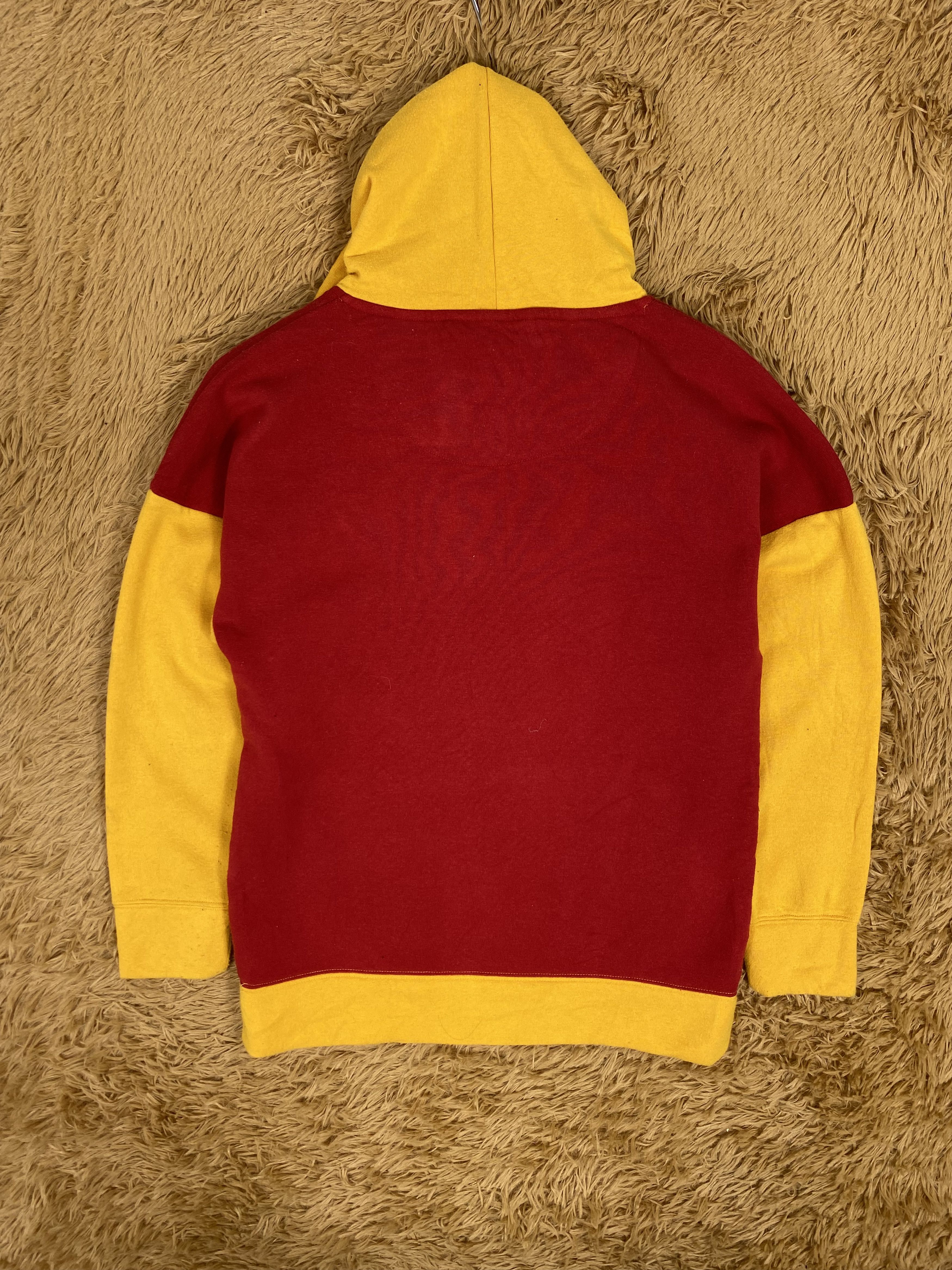 Cartoon Network Vintage Disney X Winnie The Pooh Hoodie PS0136 Size US M / EU 48-50 / 2 - 4 Thumbnail