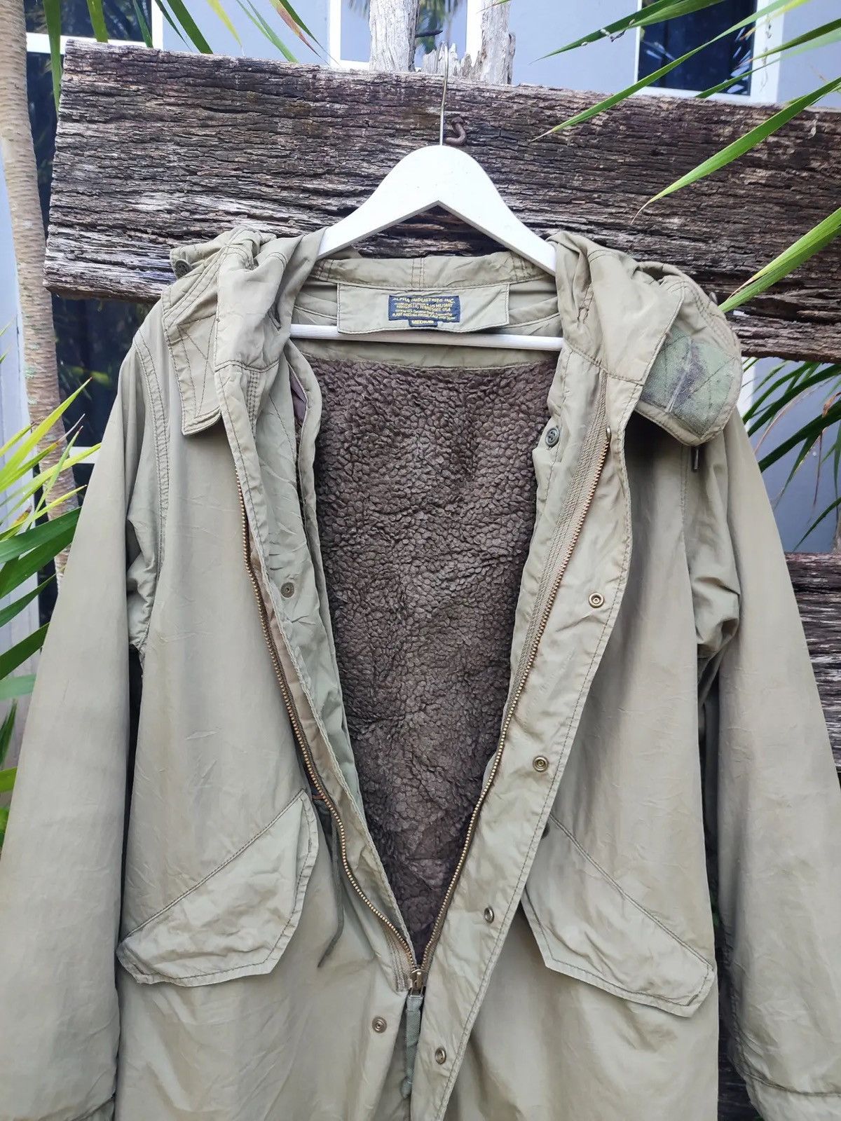 Alpha Industries Alpha Industries M-65 Style Fishtail Parka US Military Issue Size US M / EU 48-50 / 2 - 16 Thumbnail