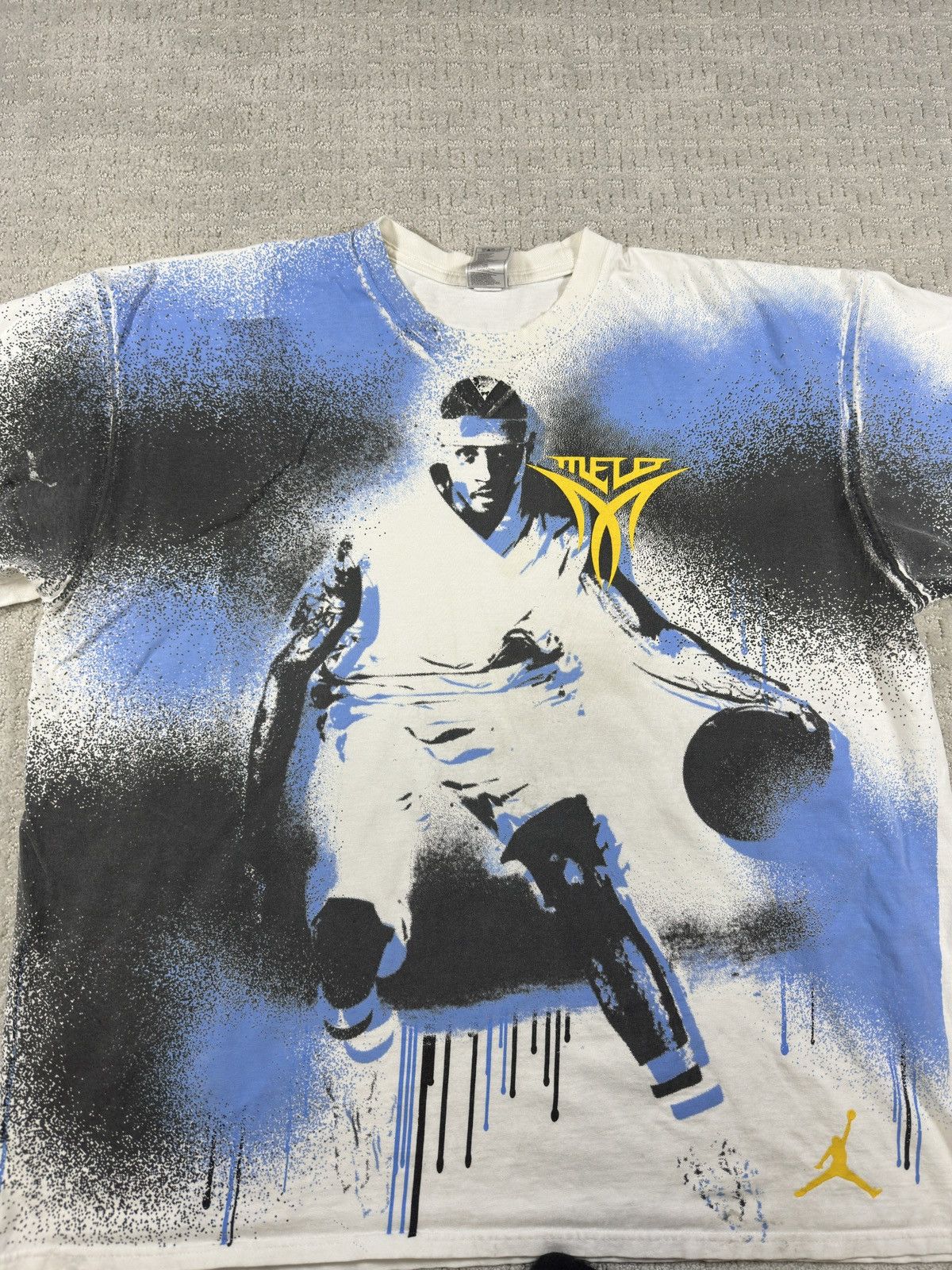 NBA Vintage Carmelo Anthony large graphic T-shirt Size US XXL / EU 58 / 5 - 2 Thumbnail