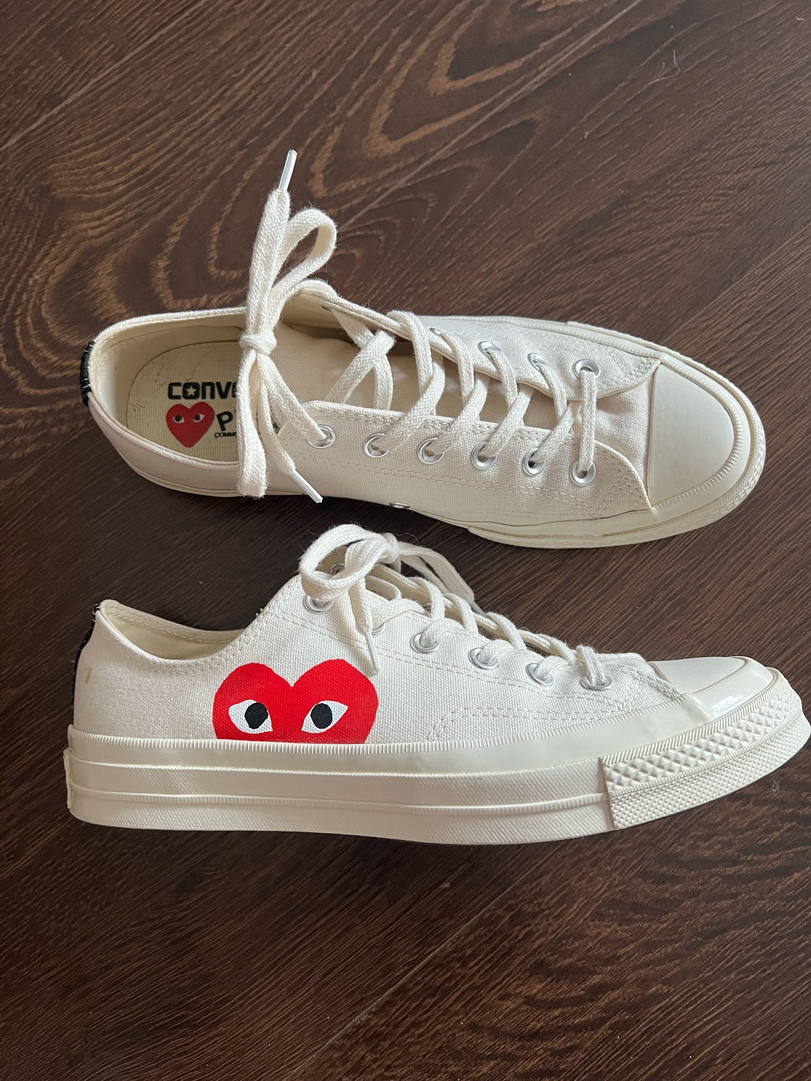 image of Comme Des Garcons Play Converse 70 Cdg Play Big Heart Off-White Sneaker in Off White, Men's (Size 8