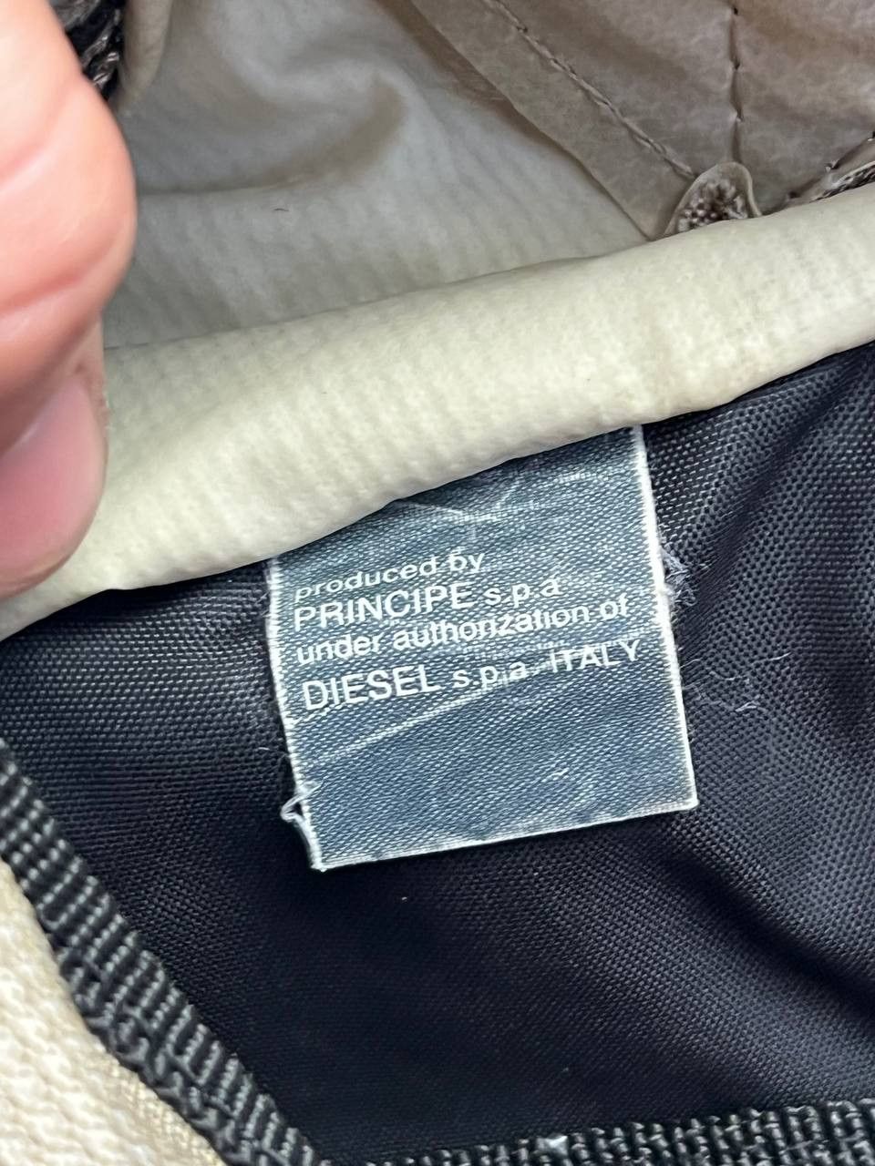 Diesel 👜 DIESEL Messenger Bag – Y2K Techwear Vibes Size ONE SIZE - 4 Thumbnail