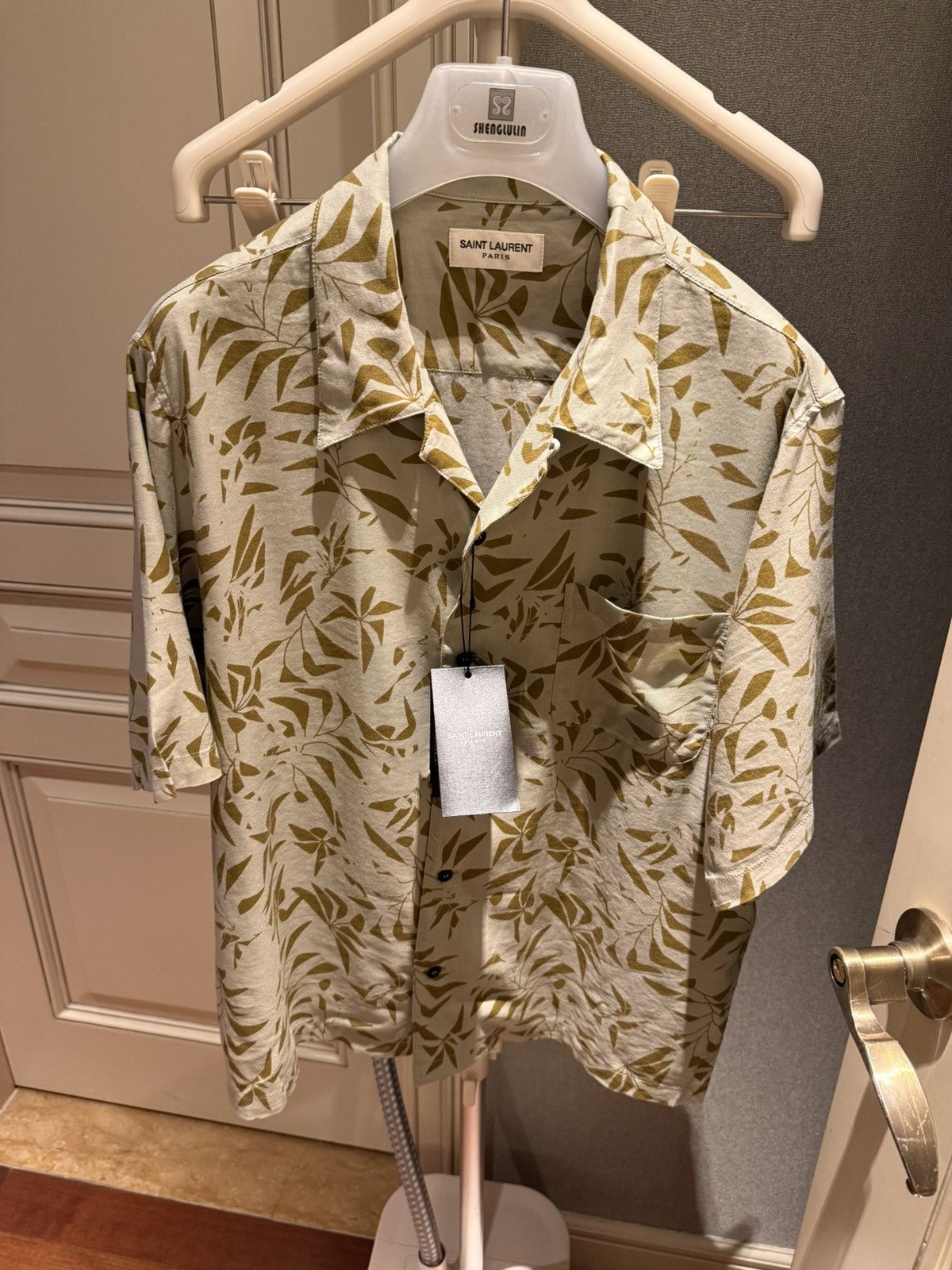 Saint Laurent Paris lyocell and cotton blend leaves print bowling shirt size L Size US L / EU 52-54 / 3 - 5 Thumbnail