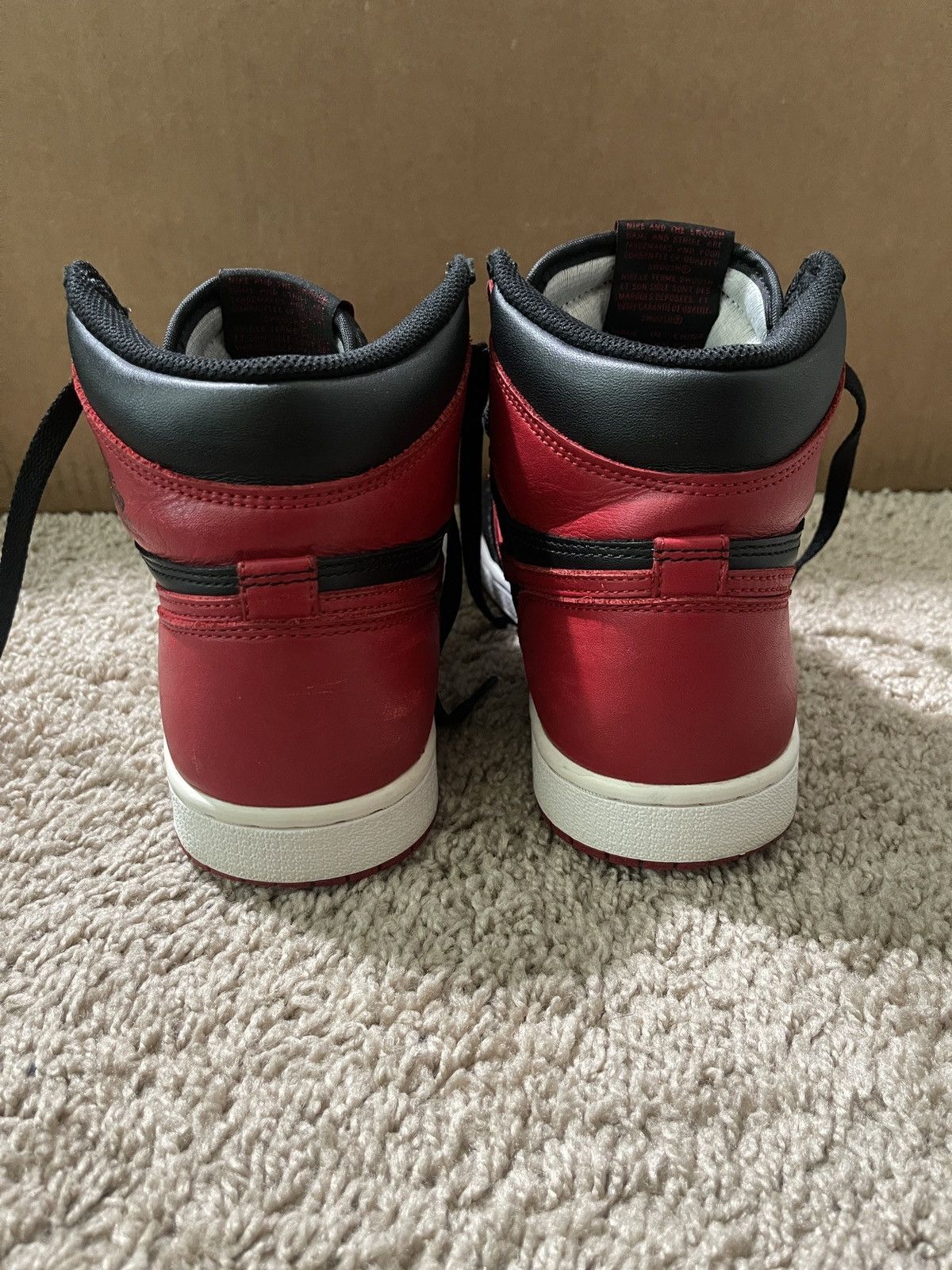 Jordan Brand Jordan 1 Retro Bred 2016 Size 8US Size US 8 / EU 41 - 8 Thumbnail