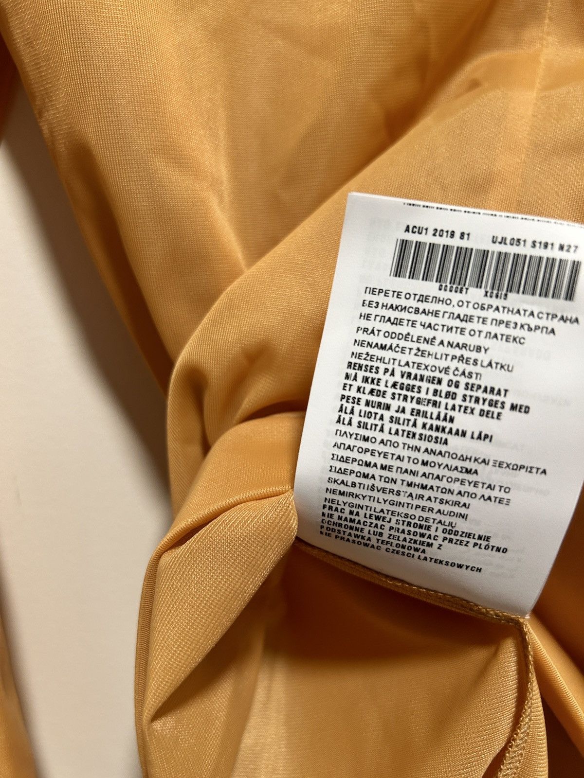 Prada Prada 2019 jersey pocket turtleneck beige size medium Size US M / EU 48-50 / 2 - 6 Thumbnail