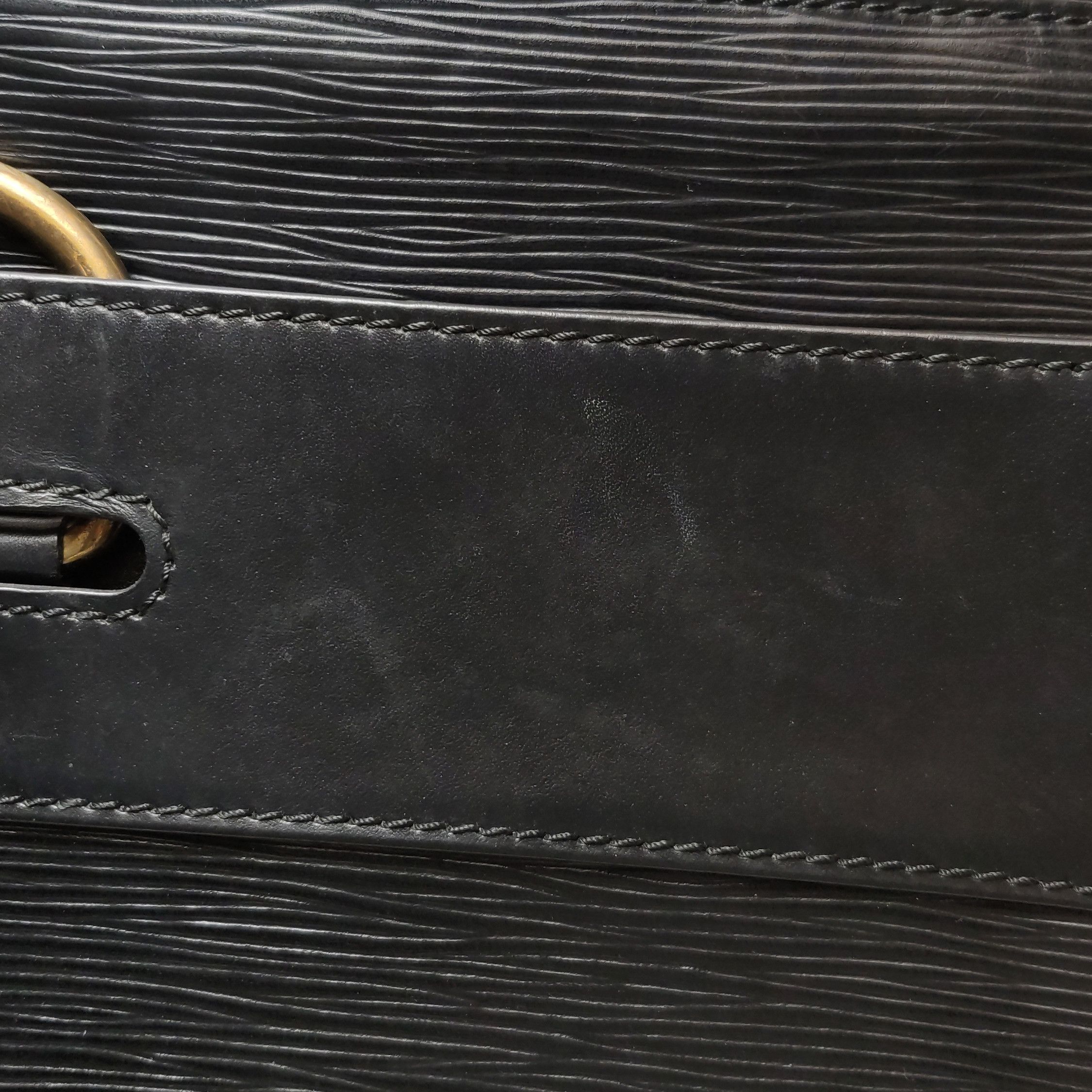 Louis Vuitton Louis Vuitton (LV) Cowhide Water Ripple Second-hand Clutch Size ONE SIZE - 8 Thumbnail