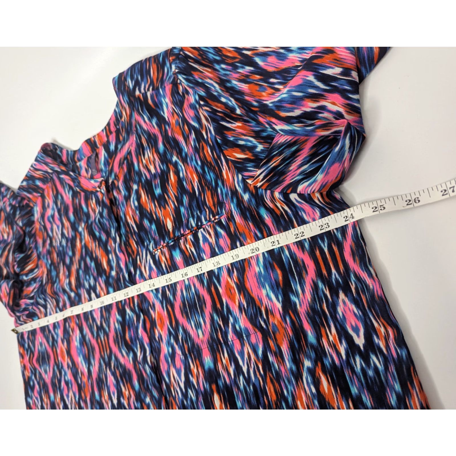 NYDJ VINTAGE? (No) NYDJ Blouse XL Ikat Artsy Abstract Pleated Back 3/4 Sleeve Popover Top Tunic Size XL / US 12-14 / IT 48-50 - 6 Thumbnail