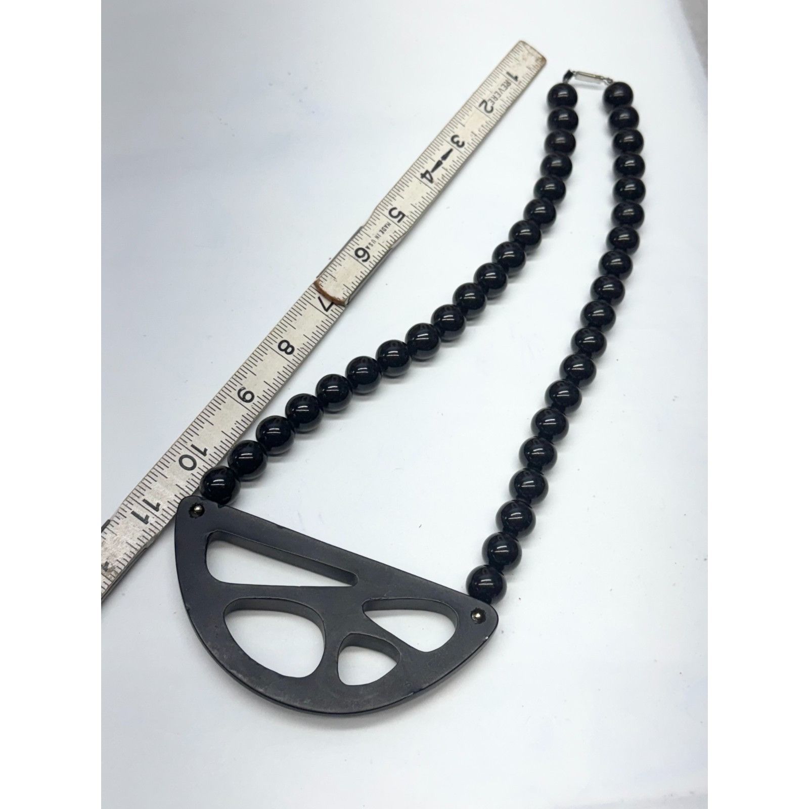 Vintage Vintage black beaded wood pendant necklace Size ONE SIZE - 3 Thumbnail