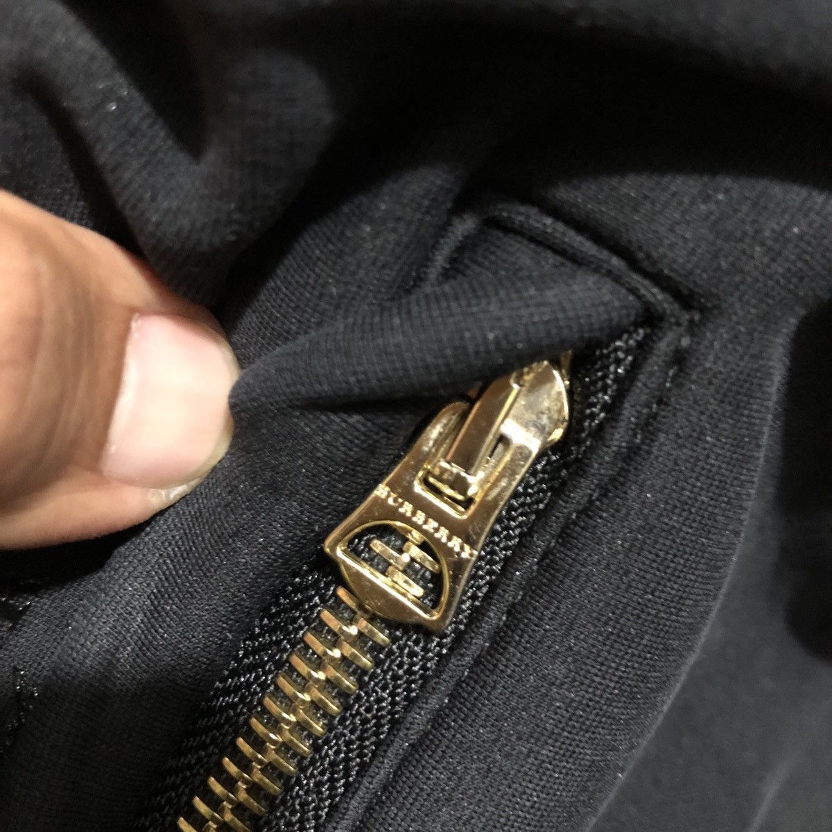 Burberry BURBERRY SWEATPANT BLACK ON BLACK fit 34-36 Size US 34 / EU 50 - 7 Thumbnail