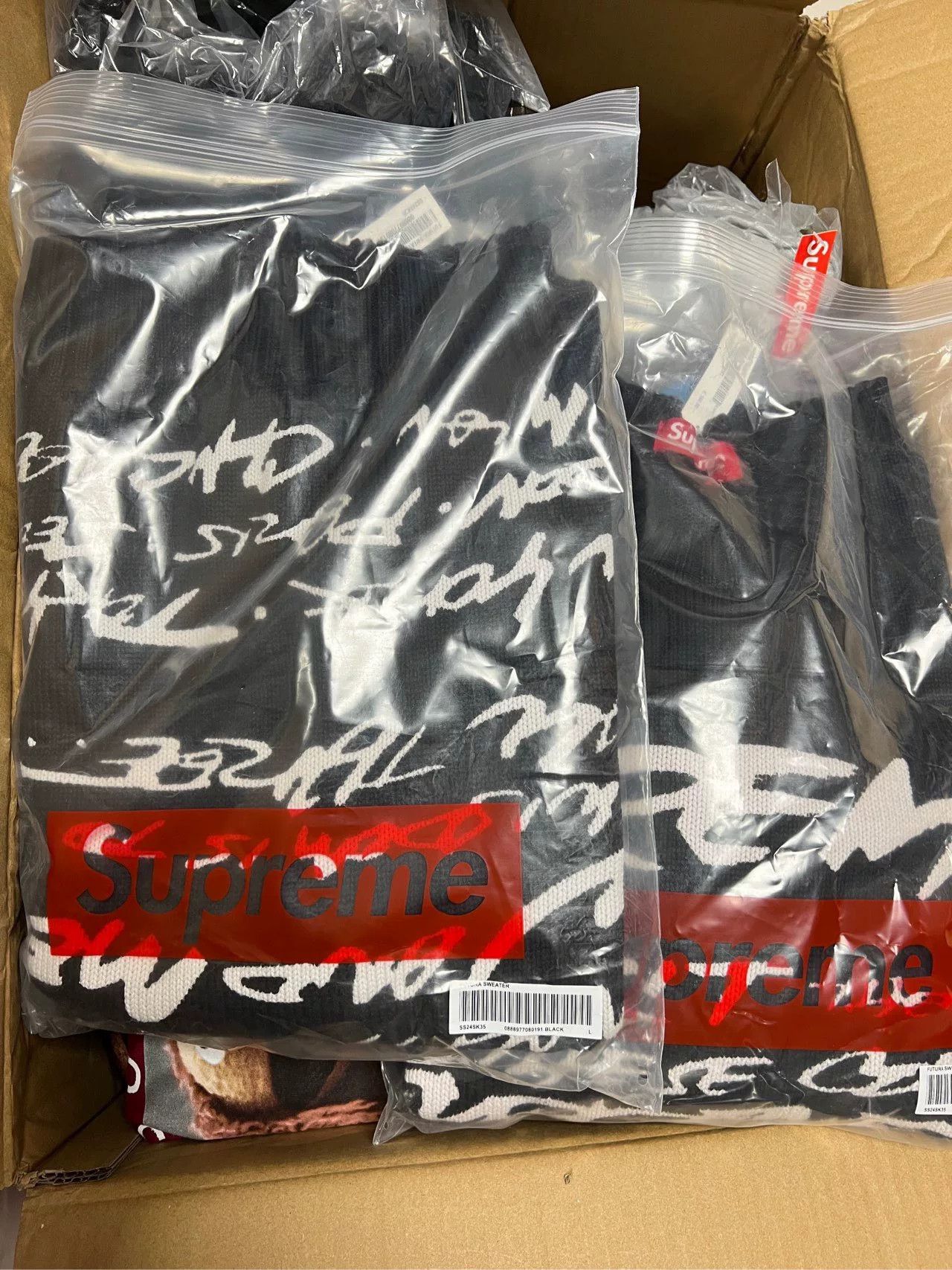 Supreme SS24 Week1 Futura Sweater Black