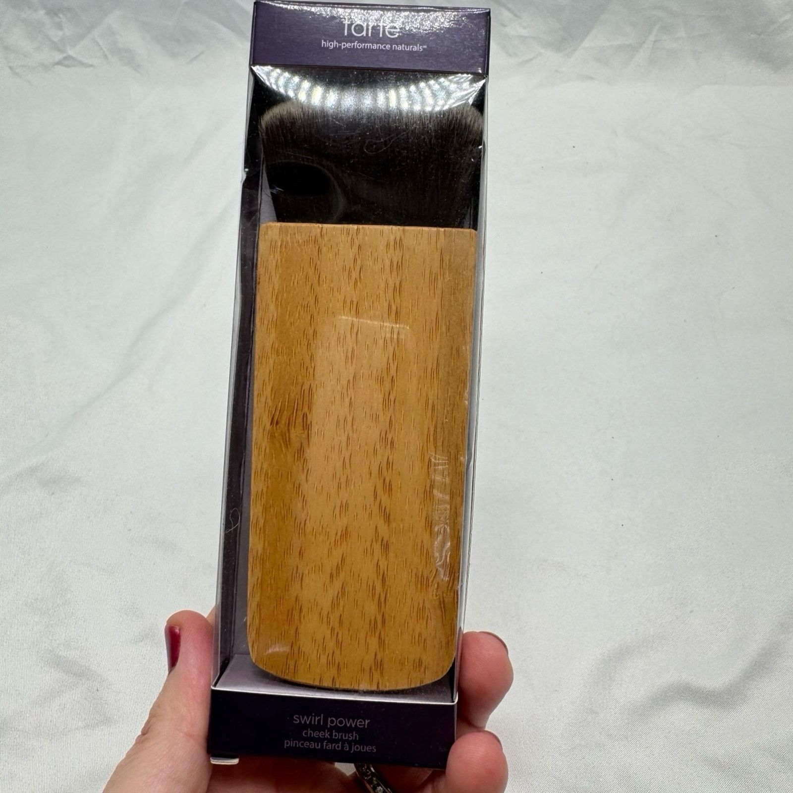 NBDN Nobrandedon NIP! Tarte Swirl Power cheek brush Size ONE SIZE - 4 Thumbnail