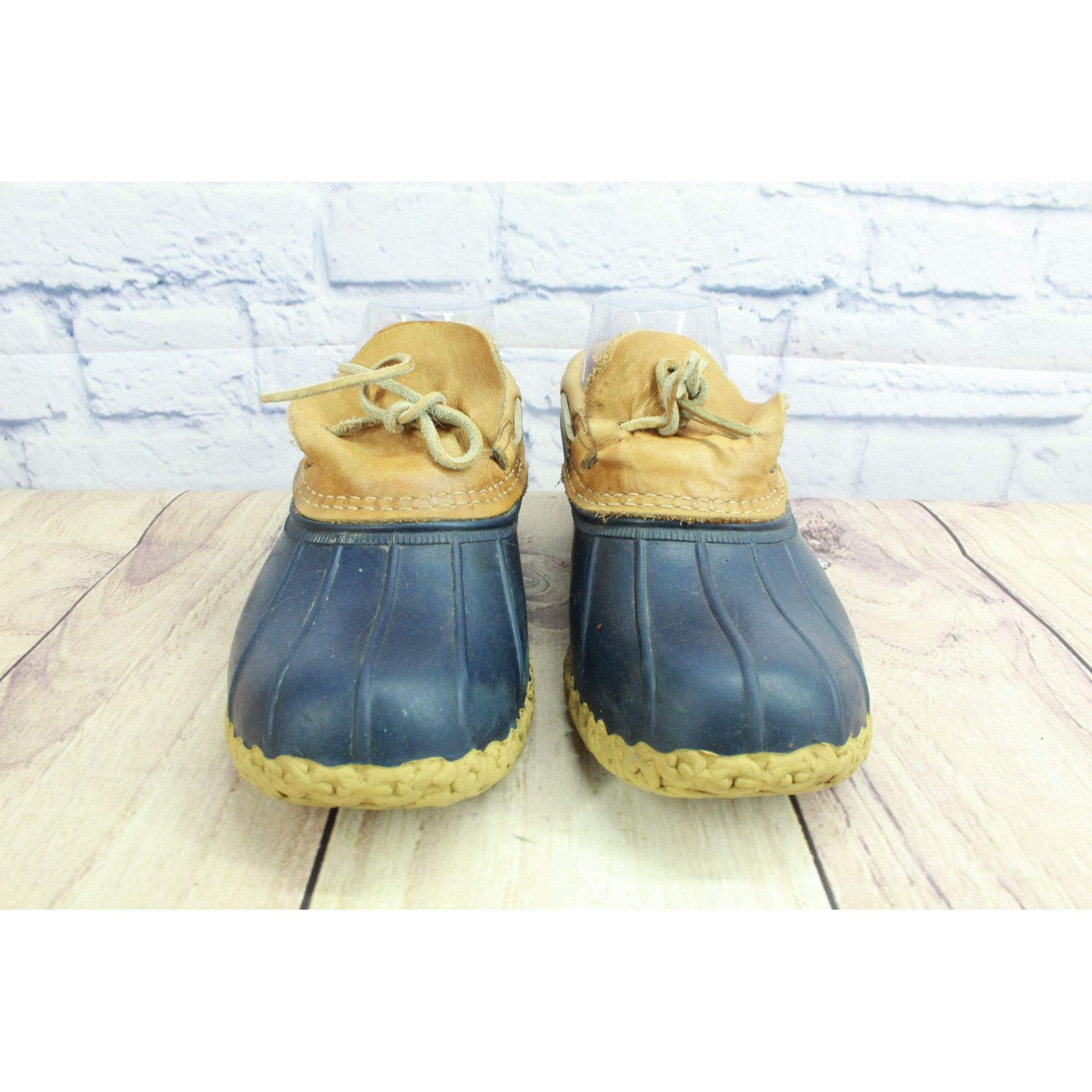 L.L. Bean LL Bean Womens Waterproof Moccasin Gumshoe Duck Boots Size US 7 / IT 37 - 4 Thumbnail