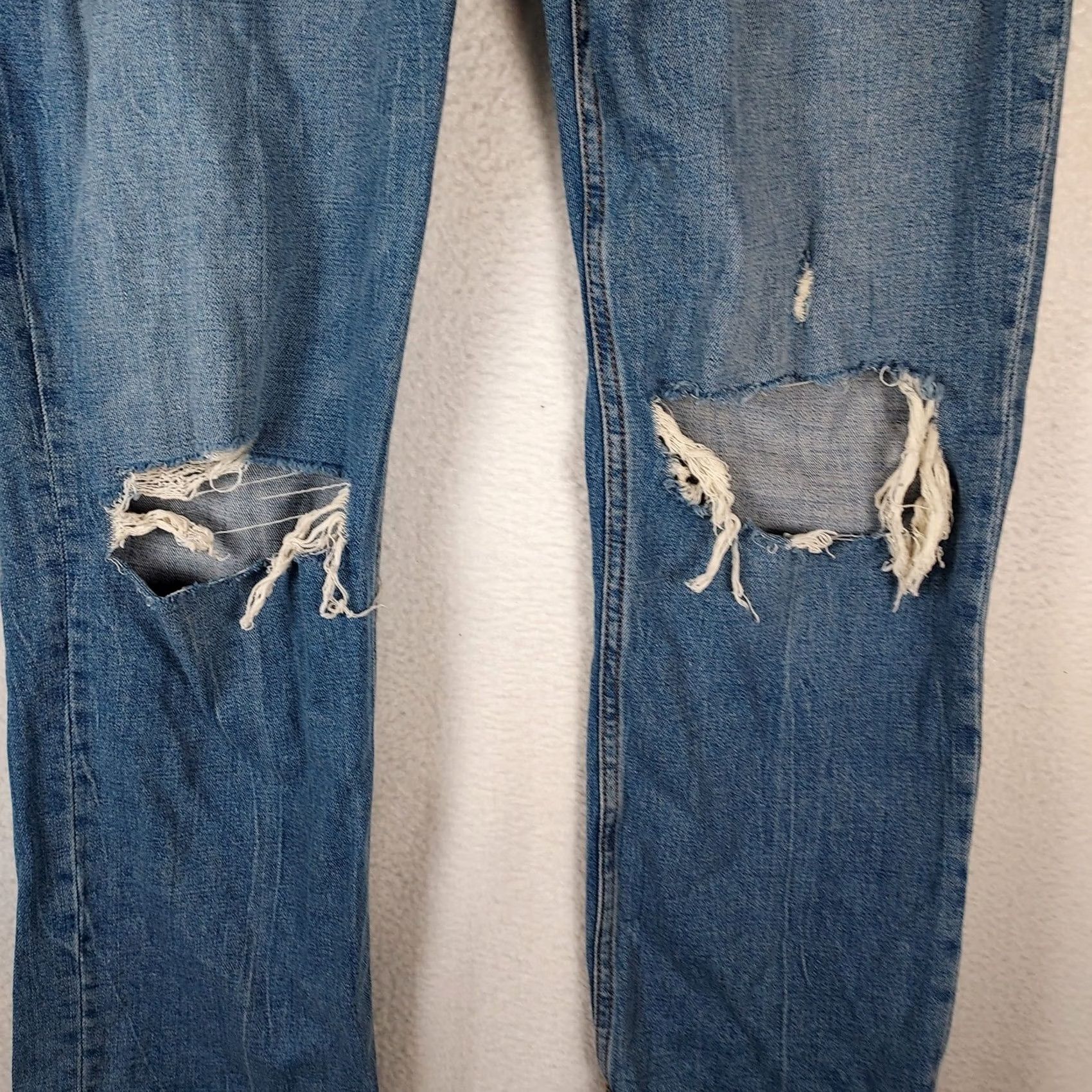 Abercrombie & Fitch Abercrombie & Fitch Curve Love Ultra High Rise Ankle Straight Jeans 28 Blue Denim 5-Pocket Women's Regular High Rise Zip Button Size 28" / US 6 / IT 42 - 3 Thumbnail