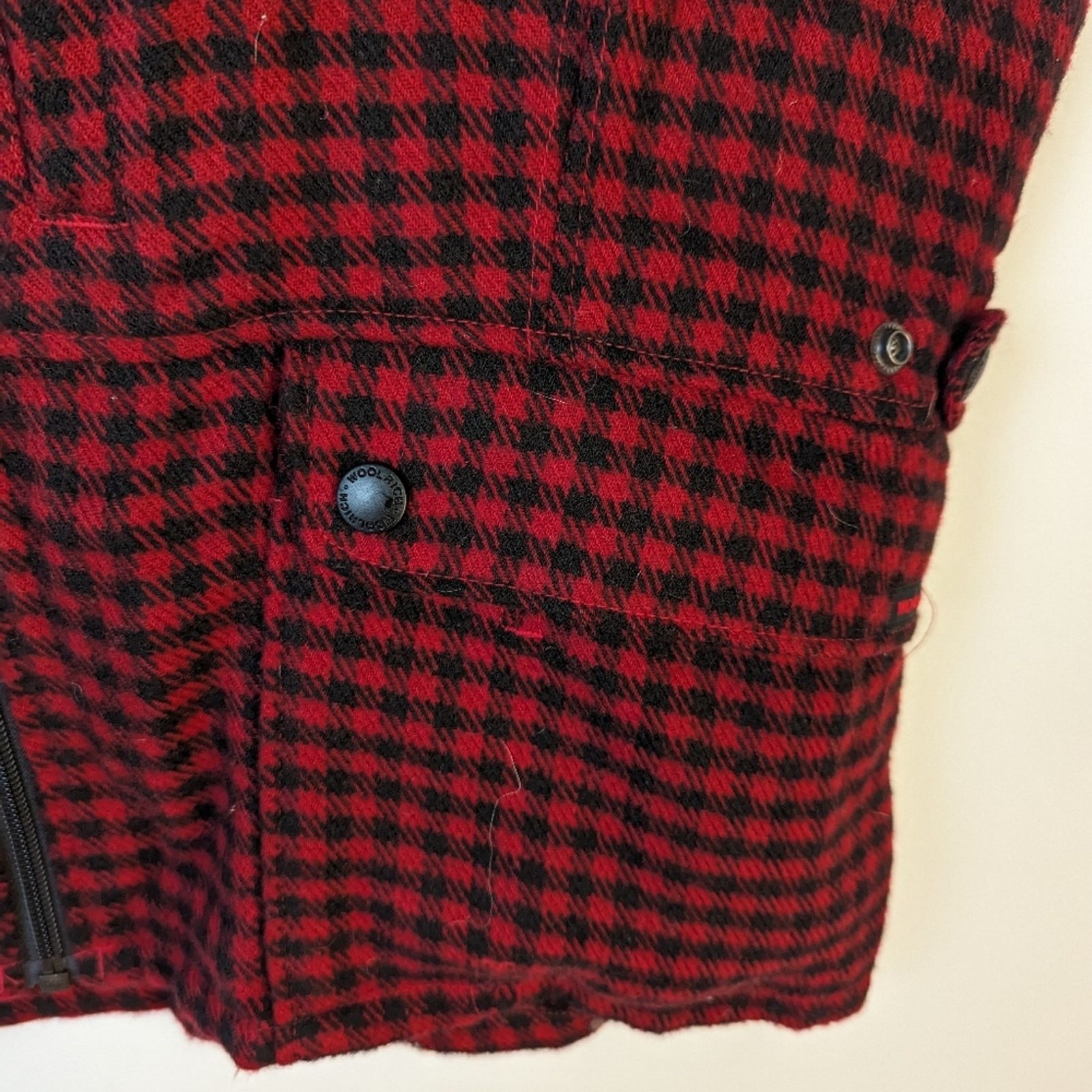 Woolrich Woolen Mills Vintage Woolrich Women's Ruby Plaid Houndstooth Hunting Vest Size M / US 6-8 / IT 42-44 - 5 Thumbnail