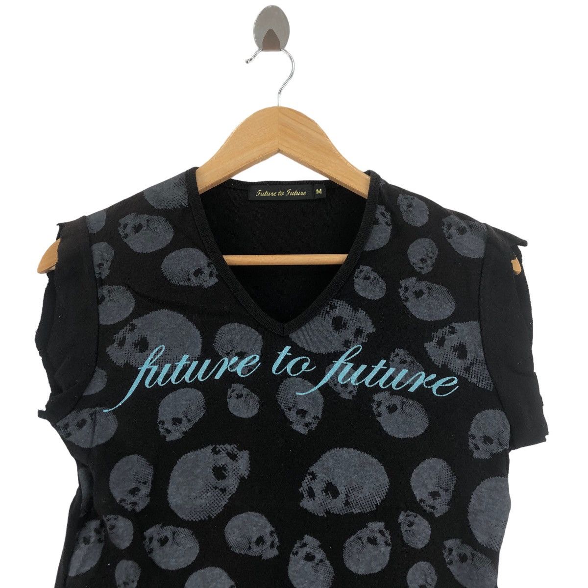Vintage FUTURE TO FUTURE Skull Bones Punk Over Print Tank Top Tee Size S / US 4 / IT 40 - 2 Thumbnail