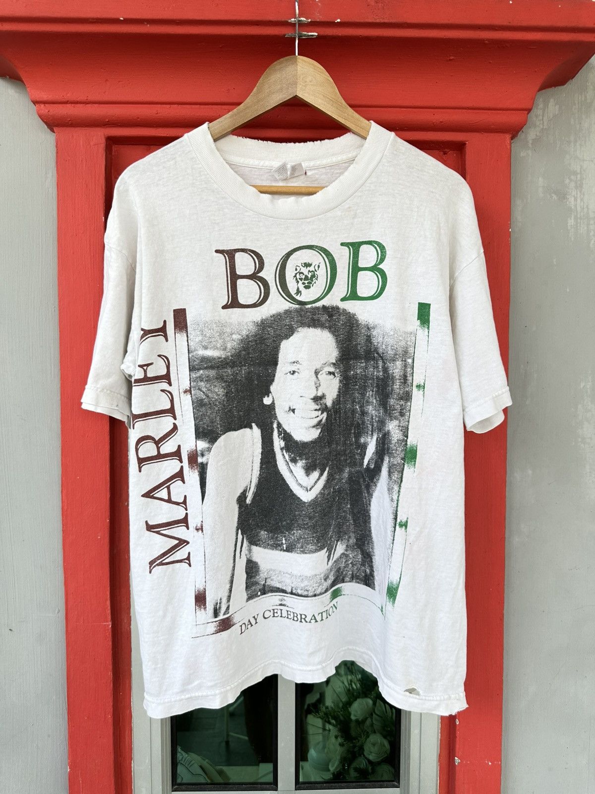 Bob Marley Distressed Vtg 90s Bob Marley “Day Celebration” Reggae Tee Size US L / EU 52-54 / 3 - 1 Thumbnail