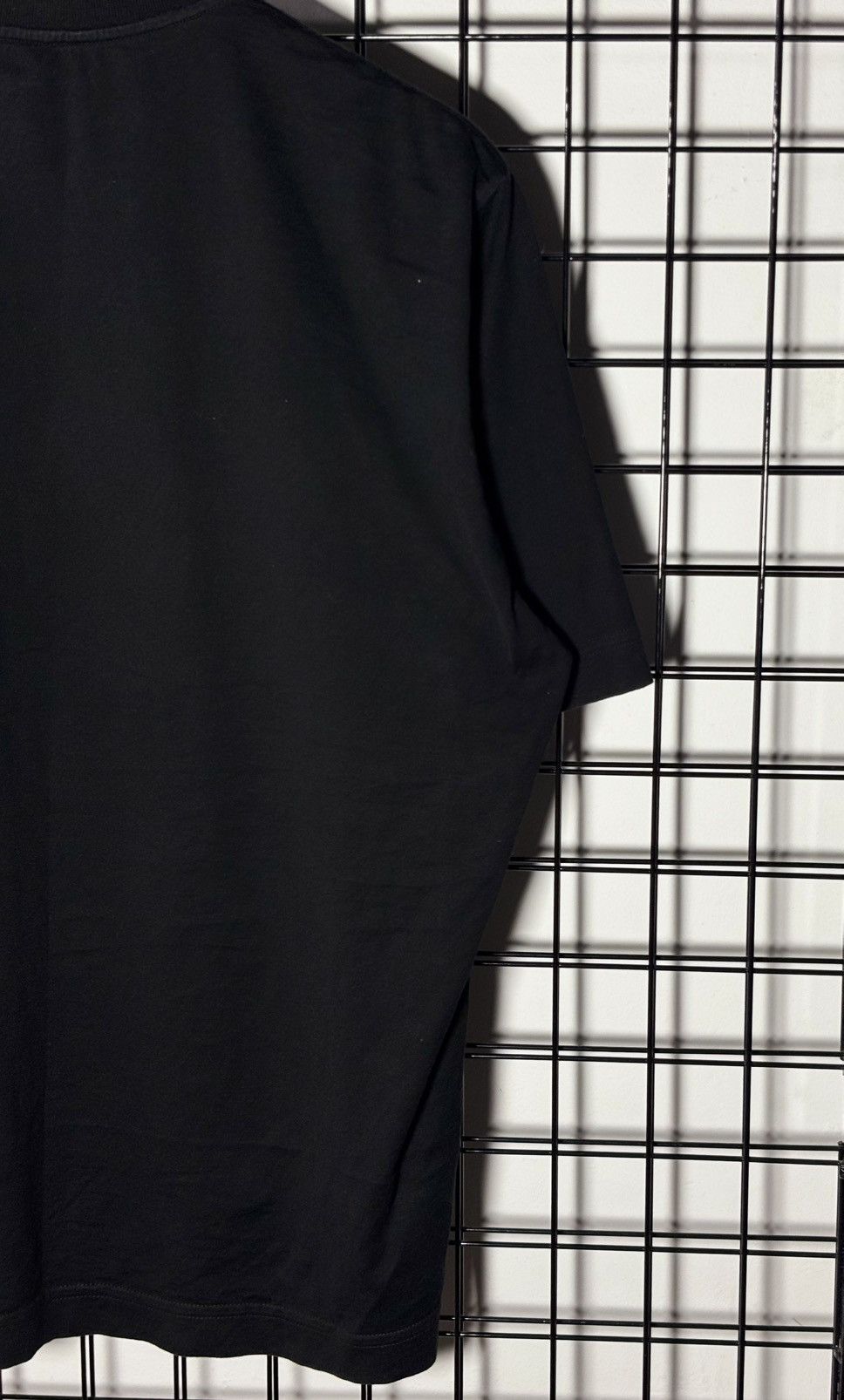 Diesel black Dunhill men's t-shirt featuring a stylized floral . Size US M / EU 48-50 / 2 - 11 Thumbnail