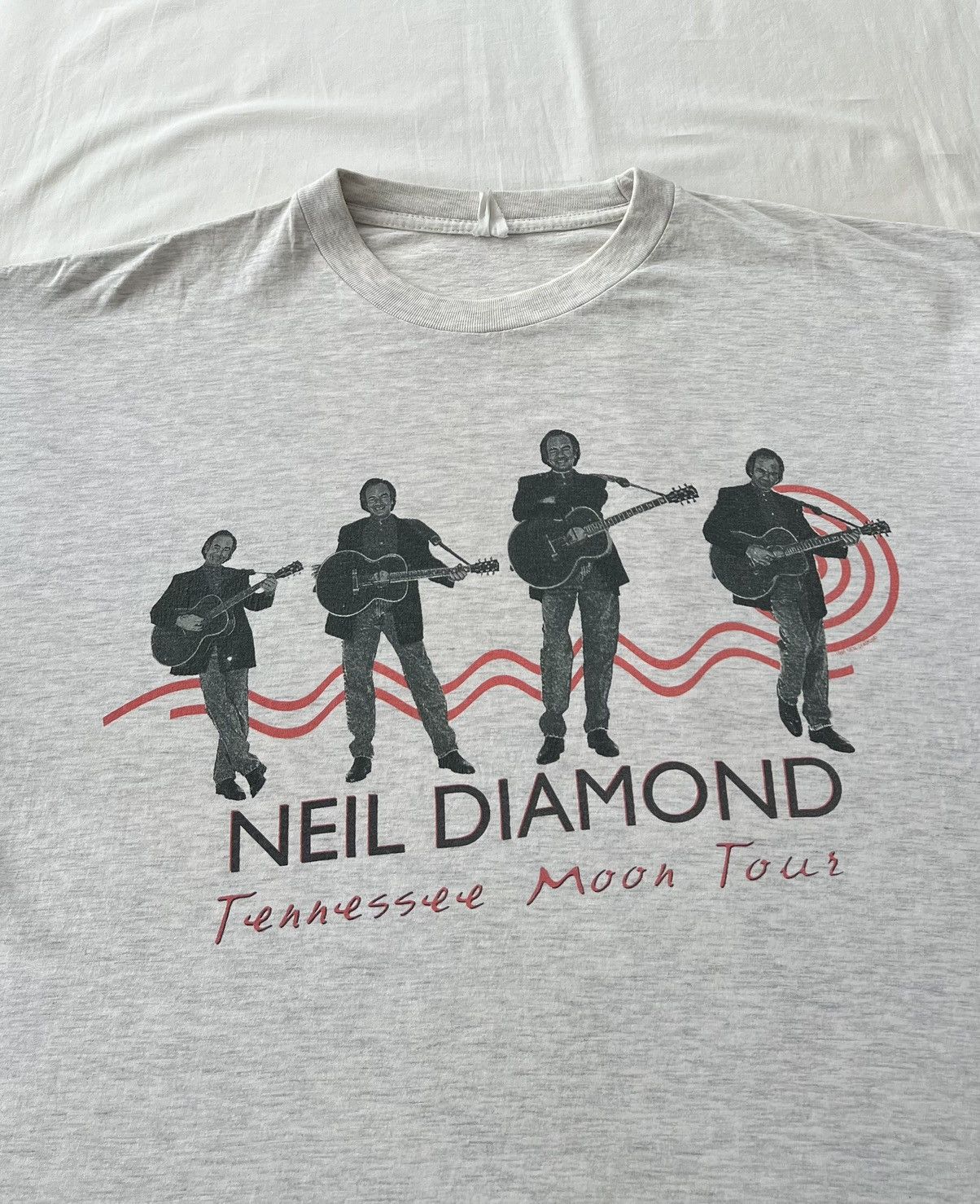 Band Tees Vintage 1996 Neil Diamond Tennessee Moon Tour T-shirt Size US XL / EU 56 / 4 - 3 Thumbnail