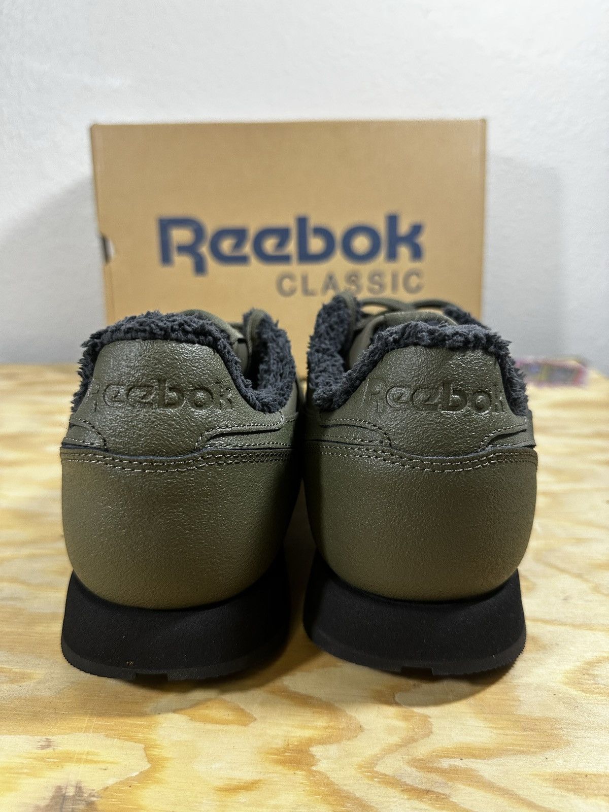 Reebok Reebok Classic Leather/Sherpa Mens Green Size US 9.5 / EU 42-43 - 6 Thumbnail