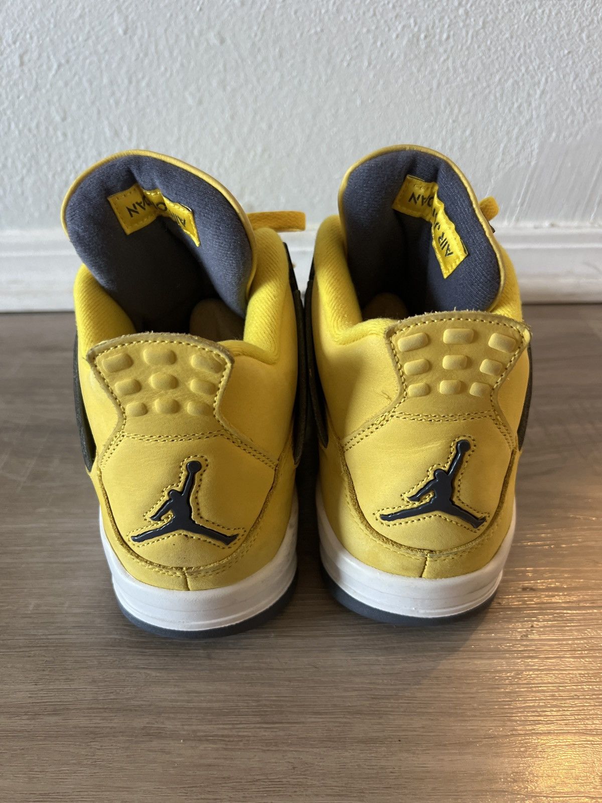 Jordan Brand Jordan 4 Lightning (2021) Size US 10.5 / EU 43-44 - 2 Thumbnail