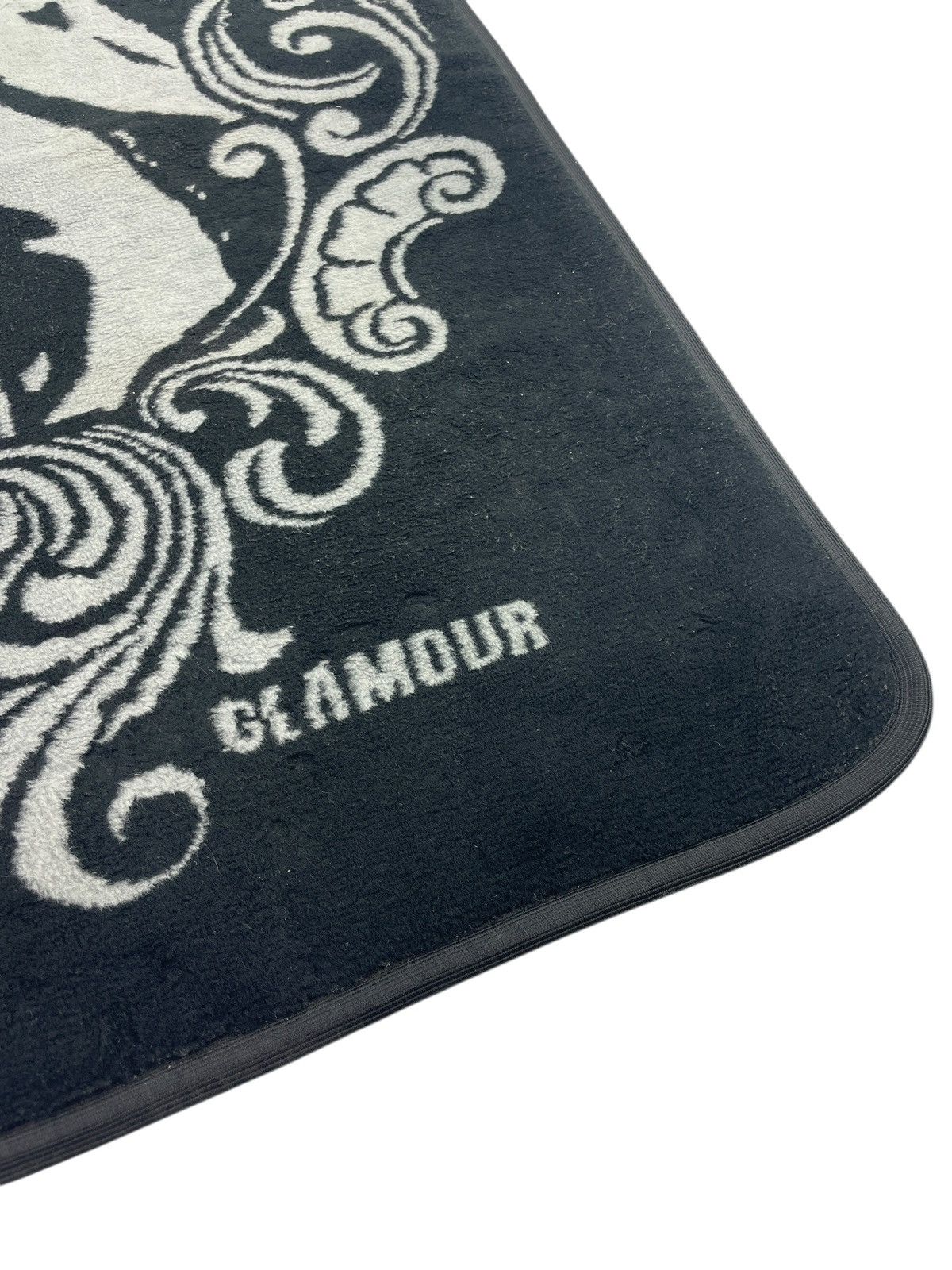 Hysteric Glamour Heated Carpet Rug Size ONE SIZE - 7 Thumbnail
