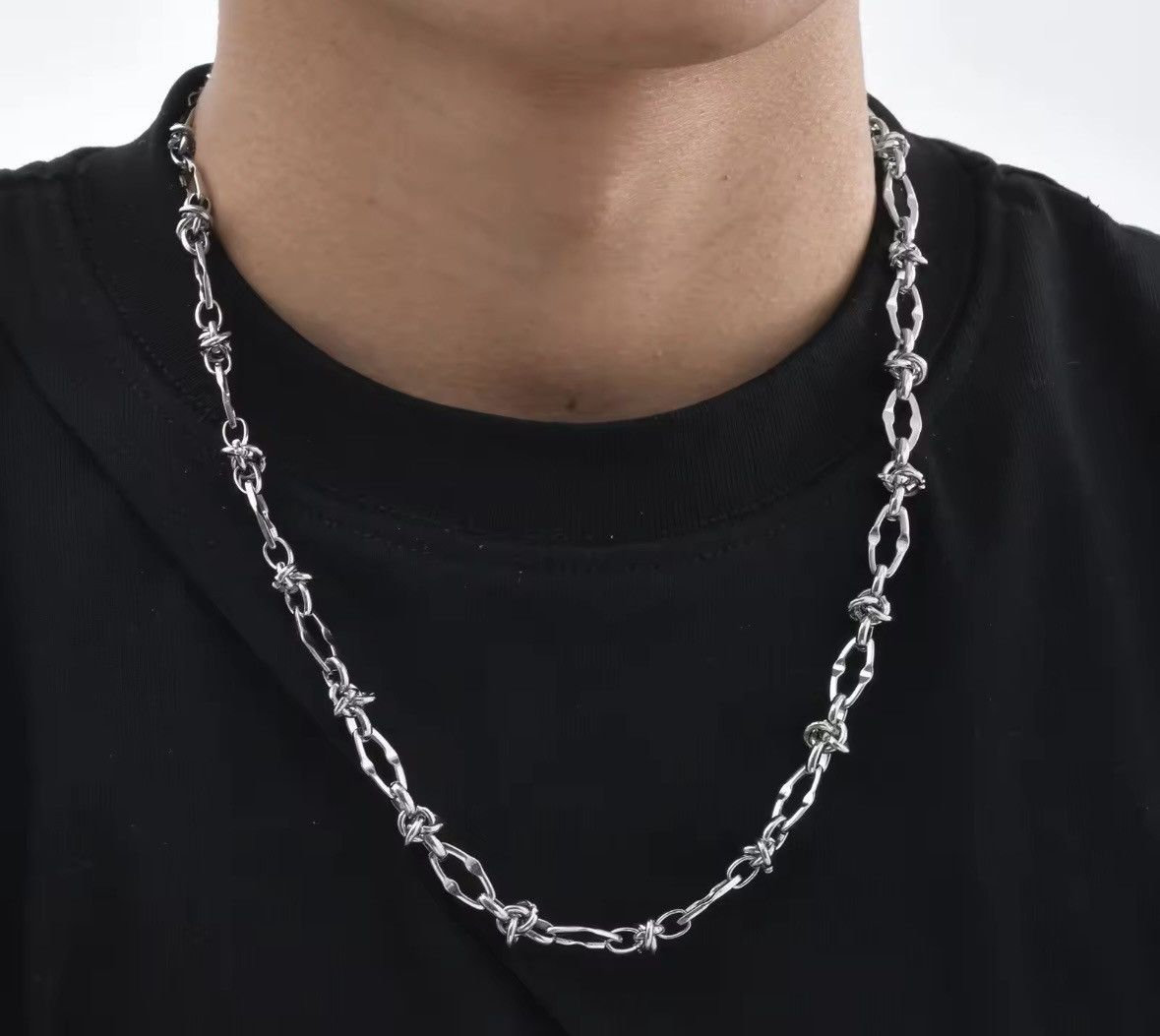 Other Hip Hop Lips Necklace Size ONE SIZE - 1 Thumbnail