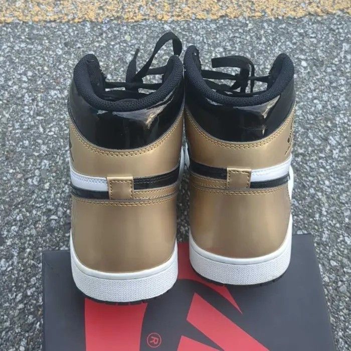 Nike Jordan 1 Retro High OG Gold Toe 861428 007 Size 11 US Men Size US 11 / EU 44 - 4 Thumbnail