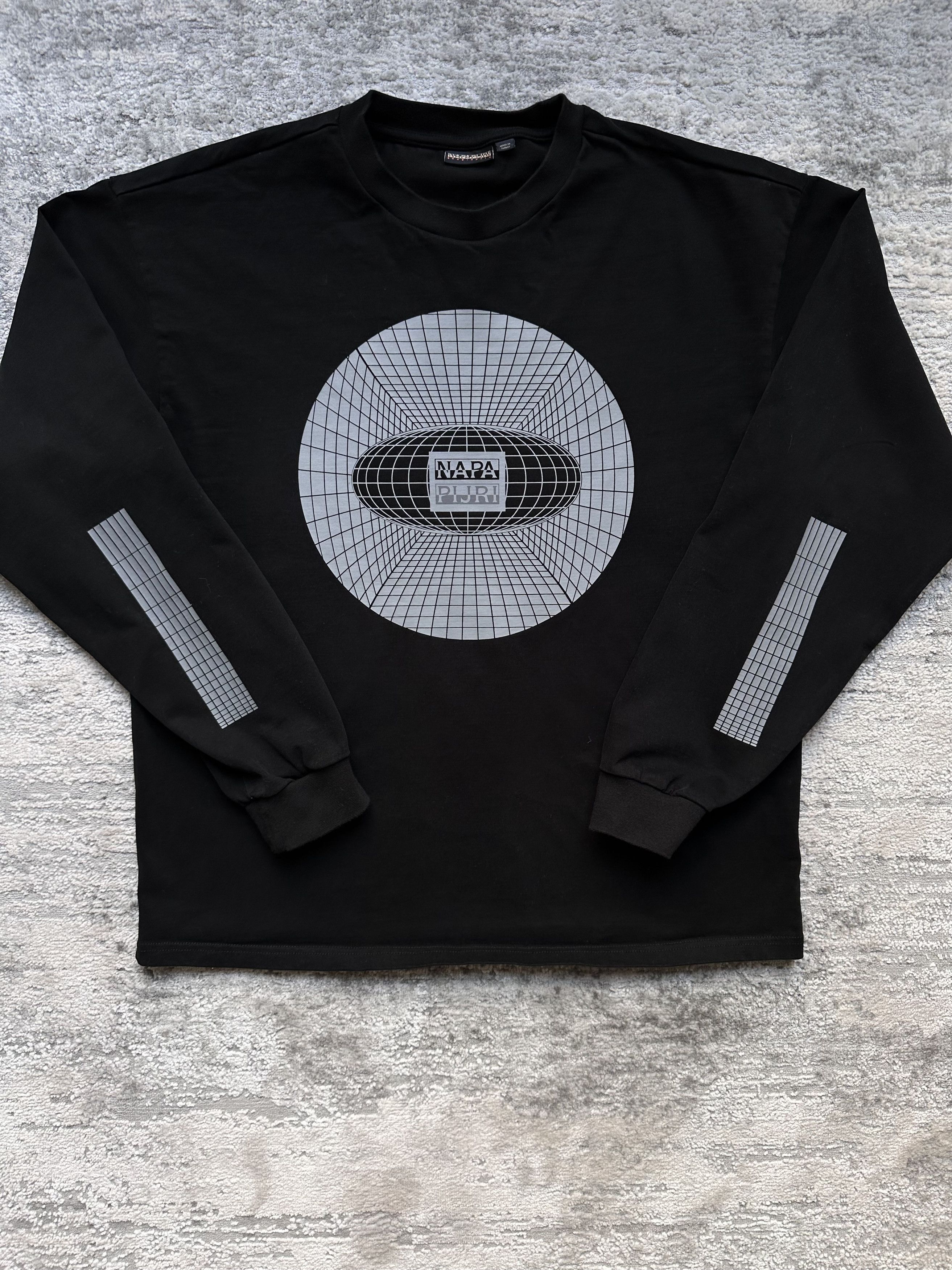 Napapijri Napapjiri long sleeve sweatshirt Size US L / EU 52-54 / 3 - 1 Thumbnail