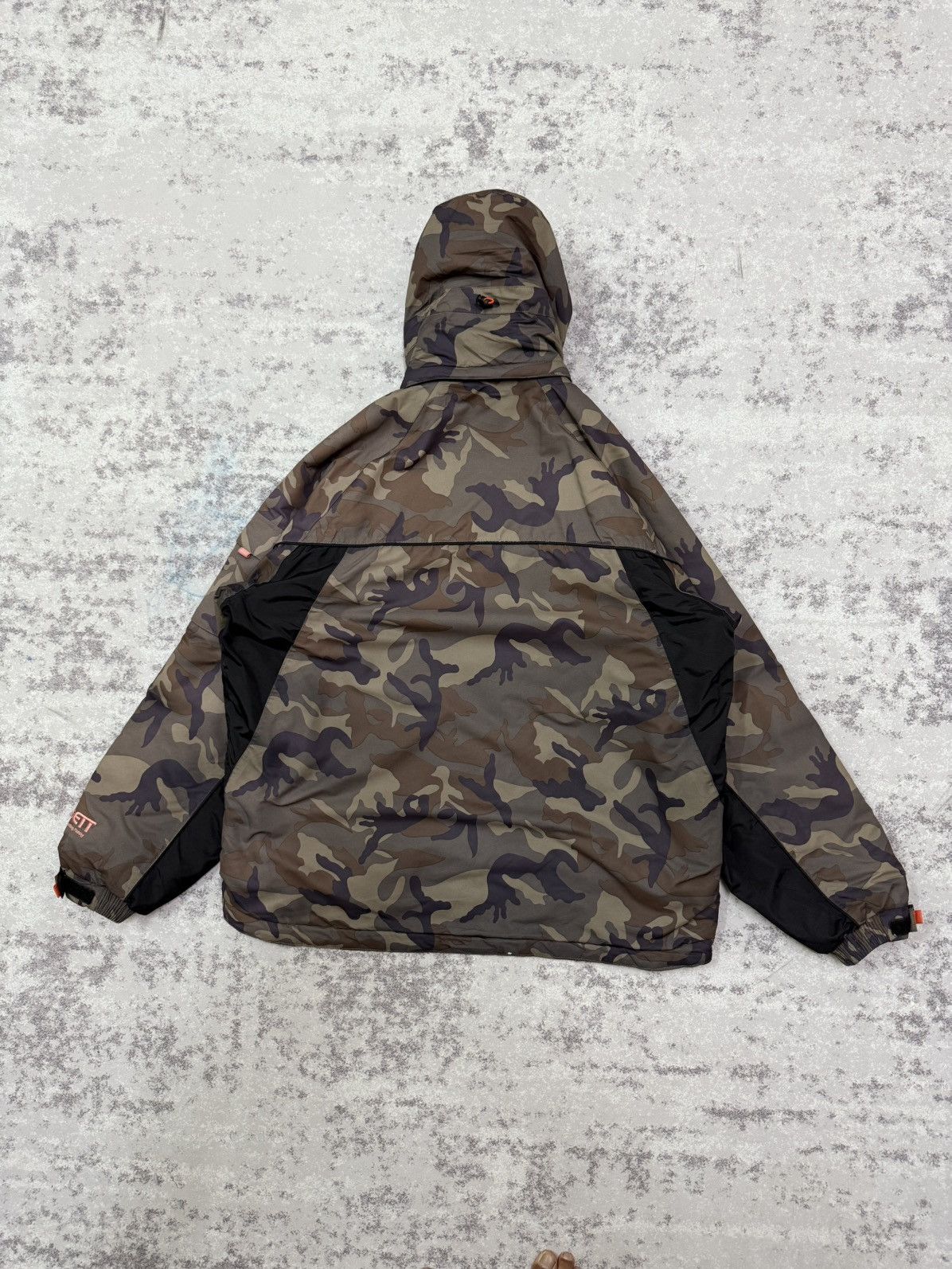 Japanese Brand VINTAGE GETT EXCITING FISHING COLD WEATHER CAMO FUR JACKET Size US XXL / EU 58 / 5 - 14 Thumbnail