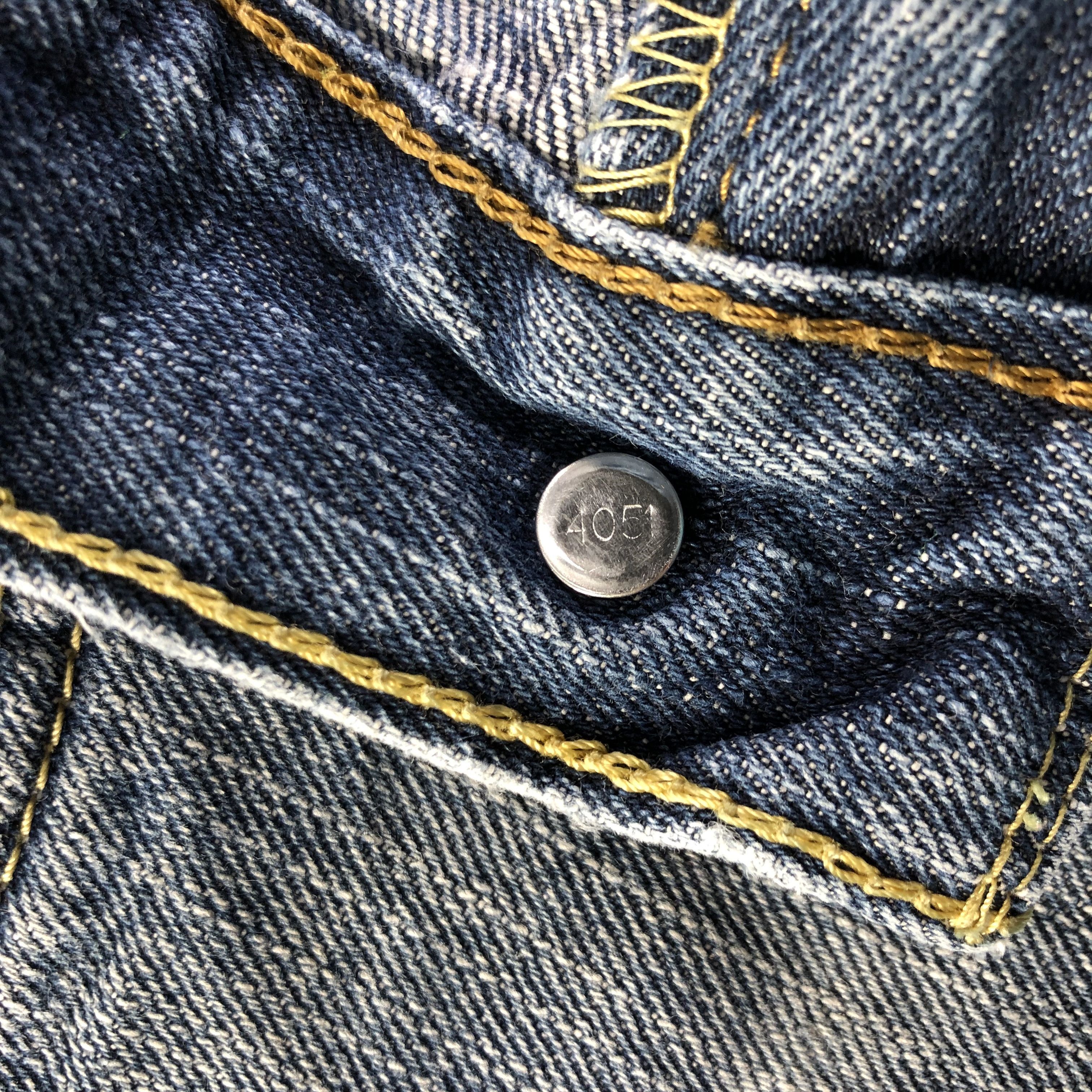 Levi's Vintage Levis 569 Jeans-J3502 Size US 39 - 11 Thumbnail