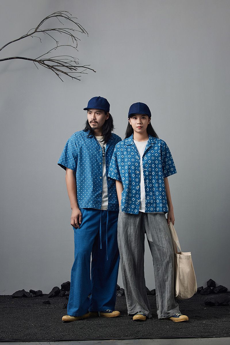 Japanese Brand × Vintage Vintage Indigo Print Shirt Casual Size US L / EU 52-54 / 3 - 3 Thumbnail