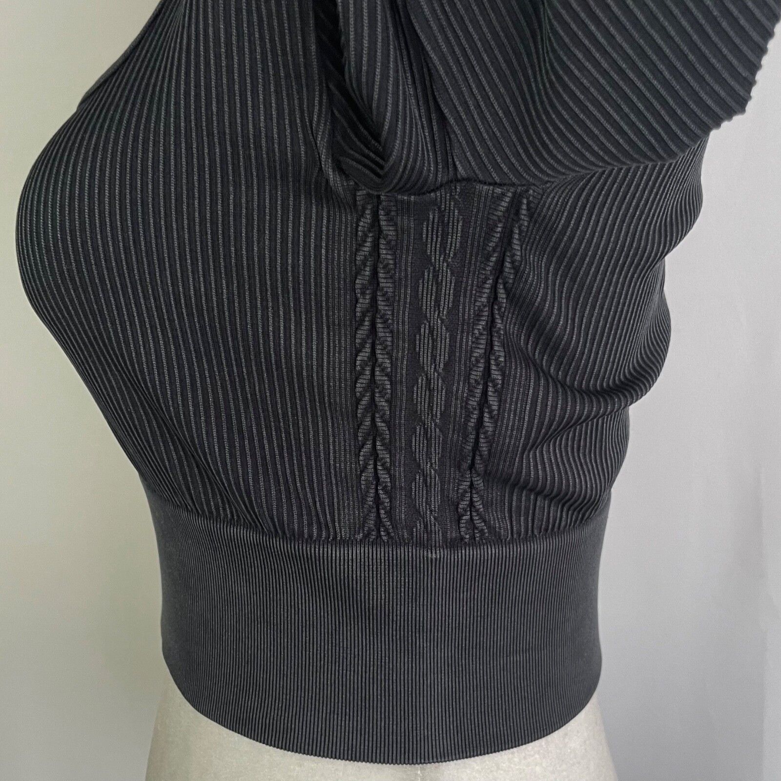American Eagle Outfitters Aerie Seamless Square Neck Long Sleeve Cable Crop Top Size L / US 10 / IT 46 - 7 Thumbnail