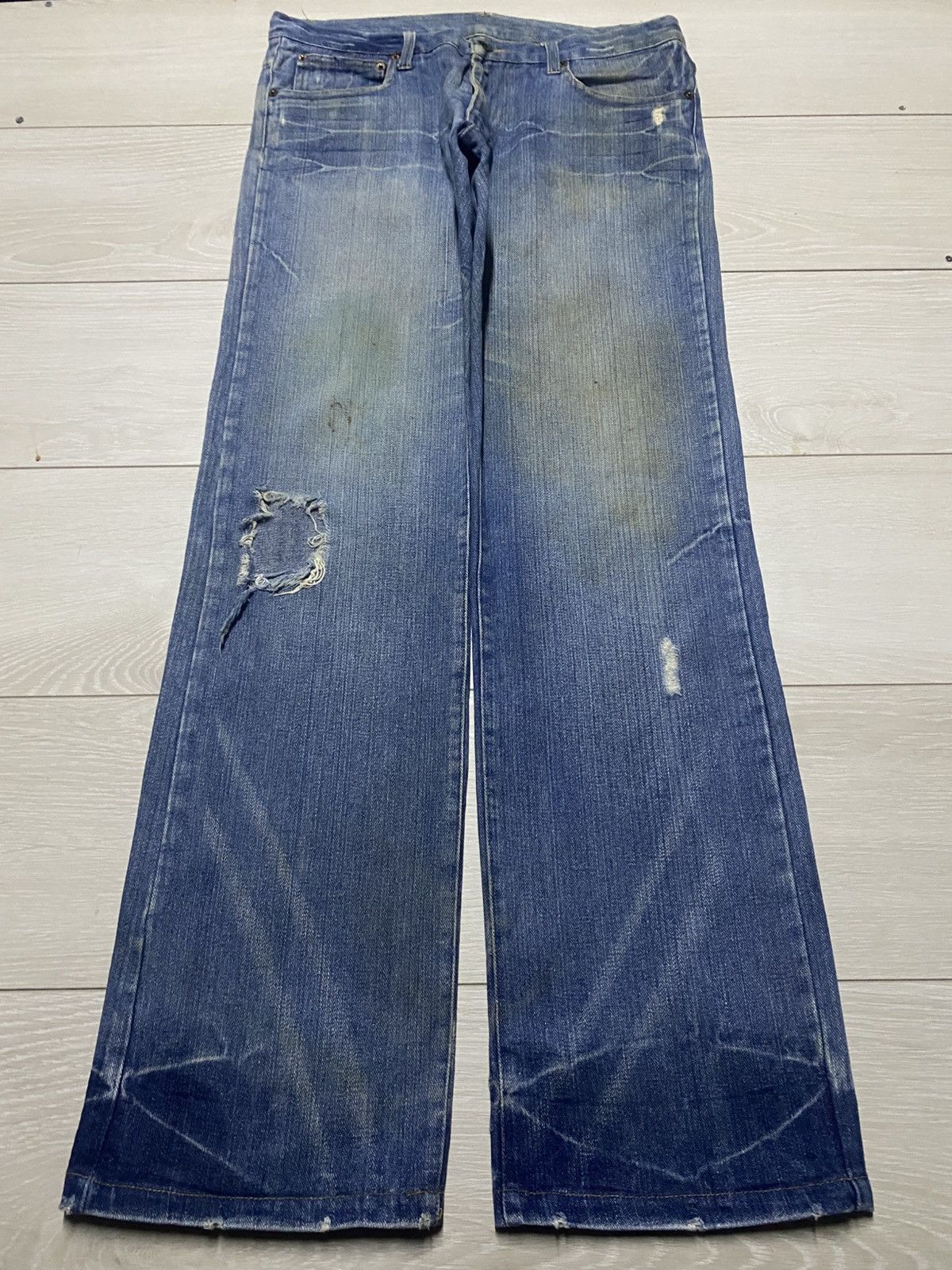 Vintage Vintage Japanese Brand Mud Wash Distressed Loose Jeans Size US 33 - 1 Thumbnail