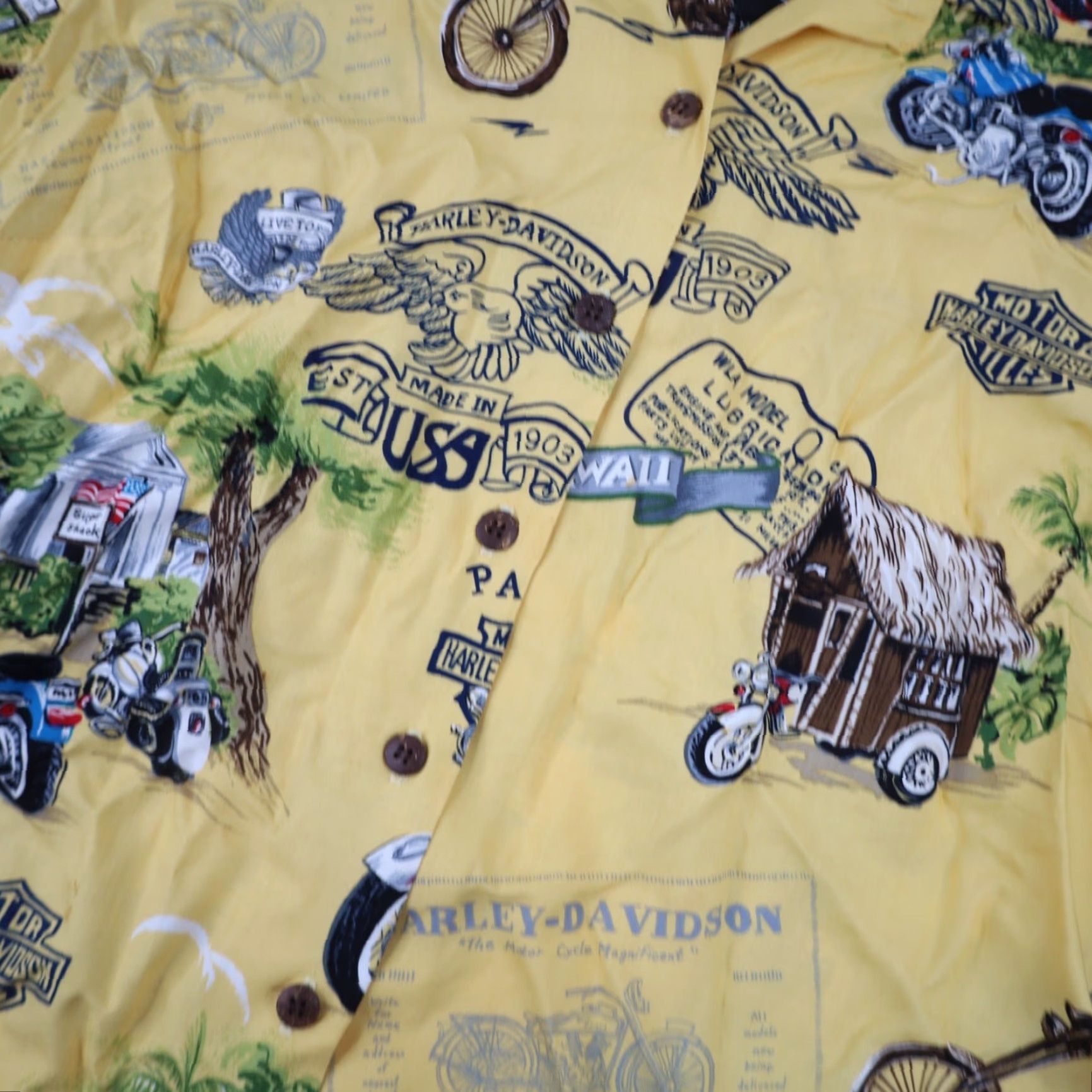 Harley Davidson VINTAGE Harley Davidson Womens Large Silk Hawaiian Shirt Yellow Shirt Women Large Yellow Harley Davidson Silk Hawaiian Button-Up 90s? Size L / US 10 / IT 46 - 4 Thumbnail