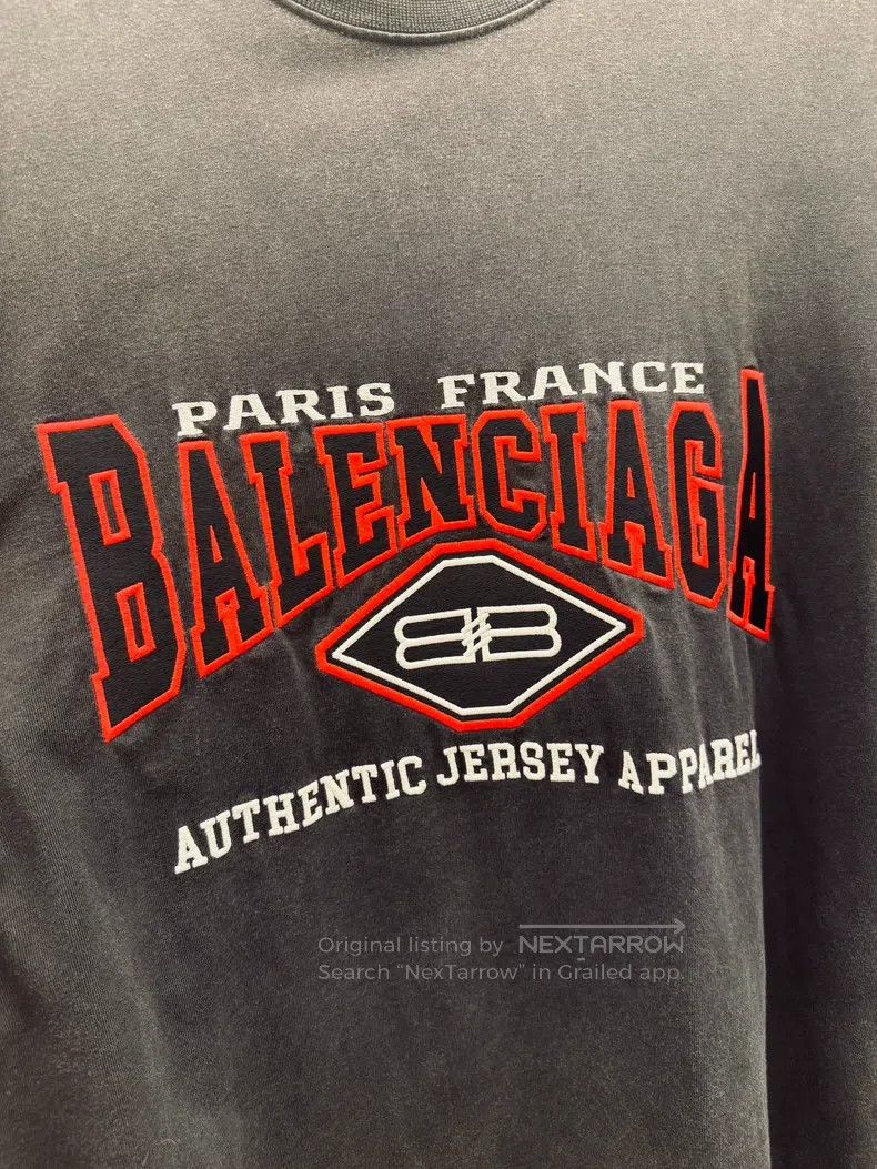 Balenciaga Balenciaga Batman Logo Letter Retro Distressed Short Sleev Size US S / EU 44-46 / 1 - 5 Thumbnail