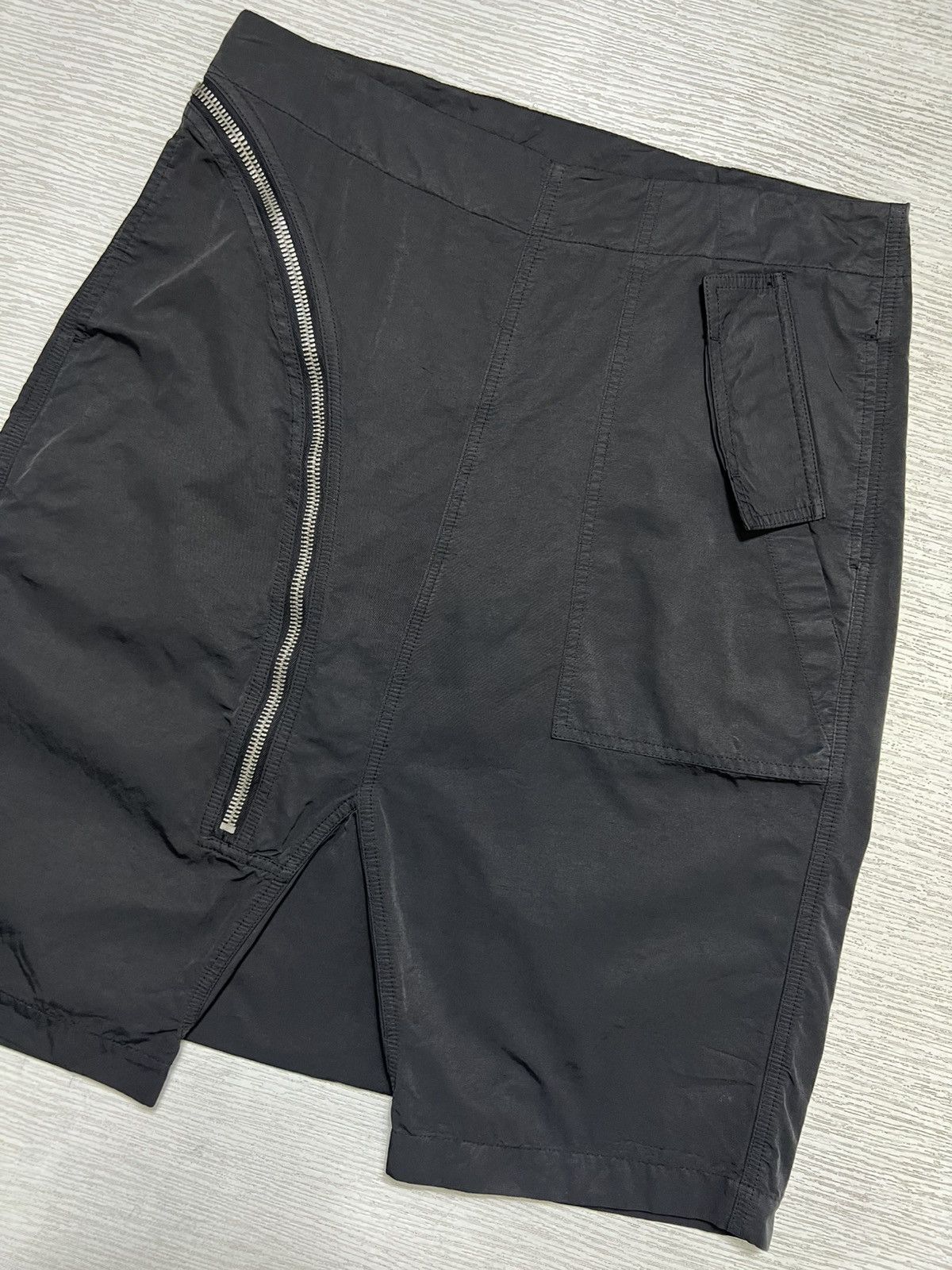 Rick Owens Rick Owens Drkshdw - SS16 “Cyclops” - Aircut Pod Shorts Size US 32 / EU 48 - 5 Thumbnail
