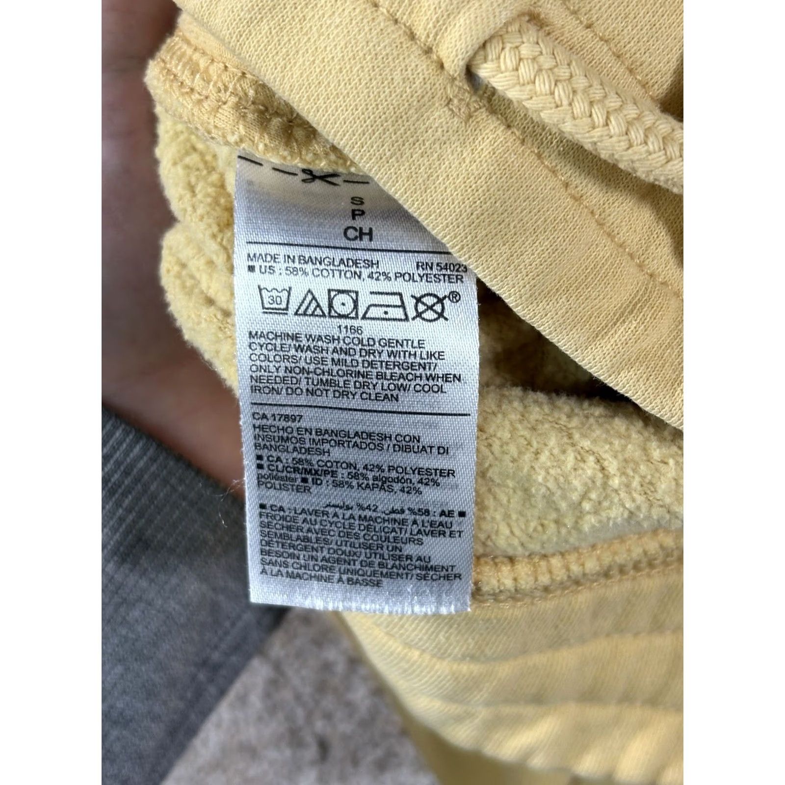 Old Navy Old Navy Shorts Mens S Mustard Yellow Fleece Sweat Drawstring Pockets Gym Size US 29 - 4 Thumbnail