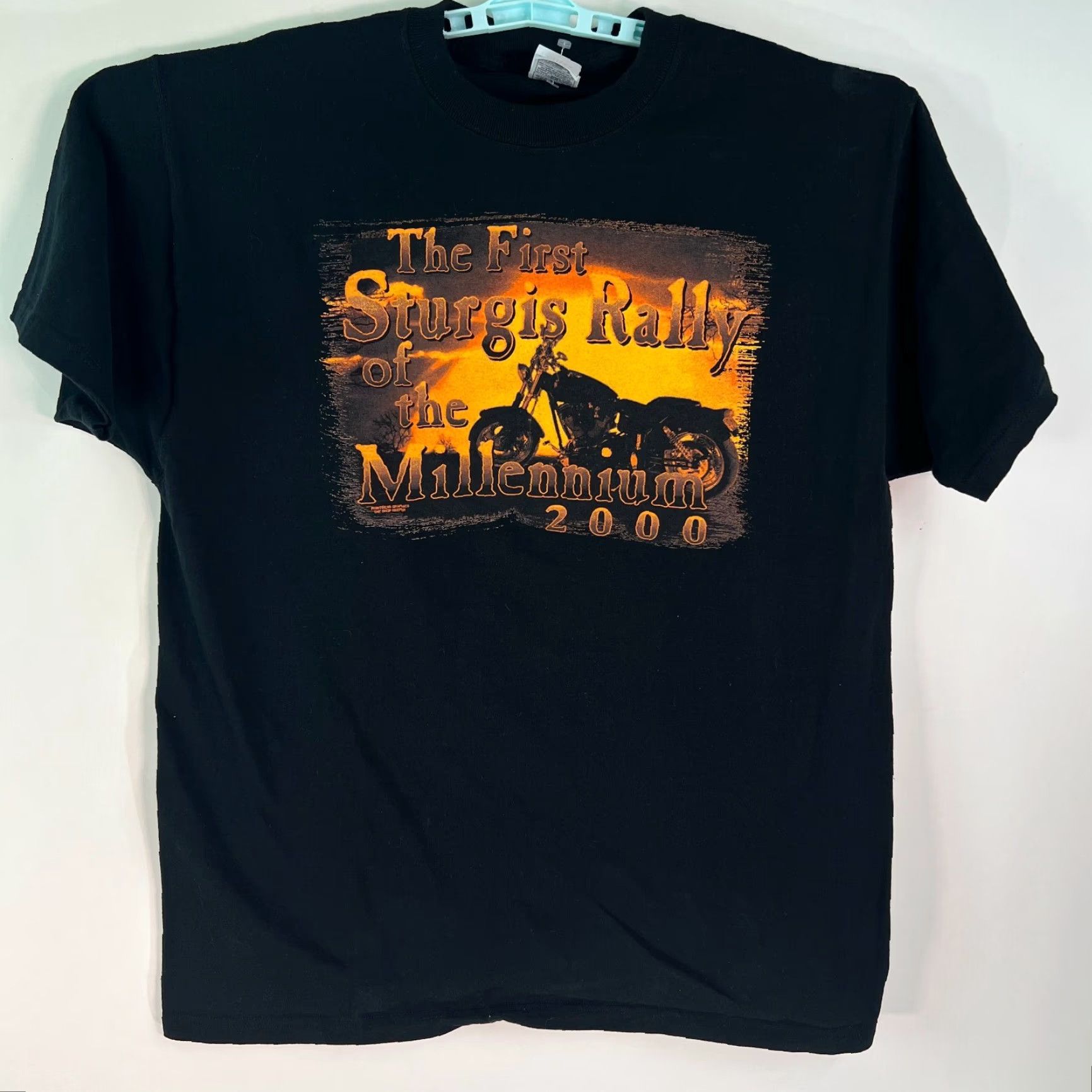 Fruit Of The Loom VINTAGE The First Sturgis Rally Millennium 2000 Black Hills Mens Black Tee XL T Shirt Graphic 100% Cotton Motorcycle Crew Neck Short Sleeve N/A Size US XL / EU 56 / 4 - 3 Thumbnail