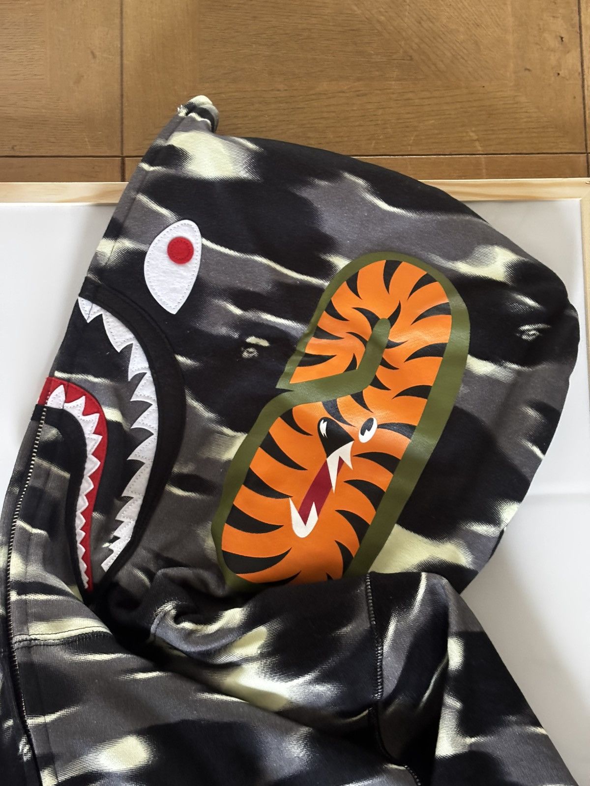 Bape Authentic ape bape screen camo shark full zip hoodie M new Size US M / EU 48-50 / 2 - 4 Thumbnail