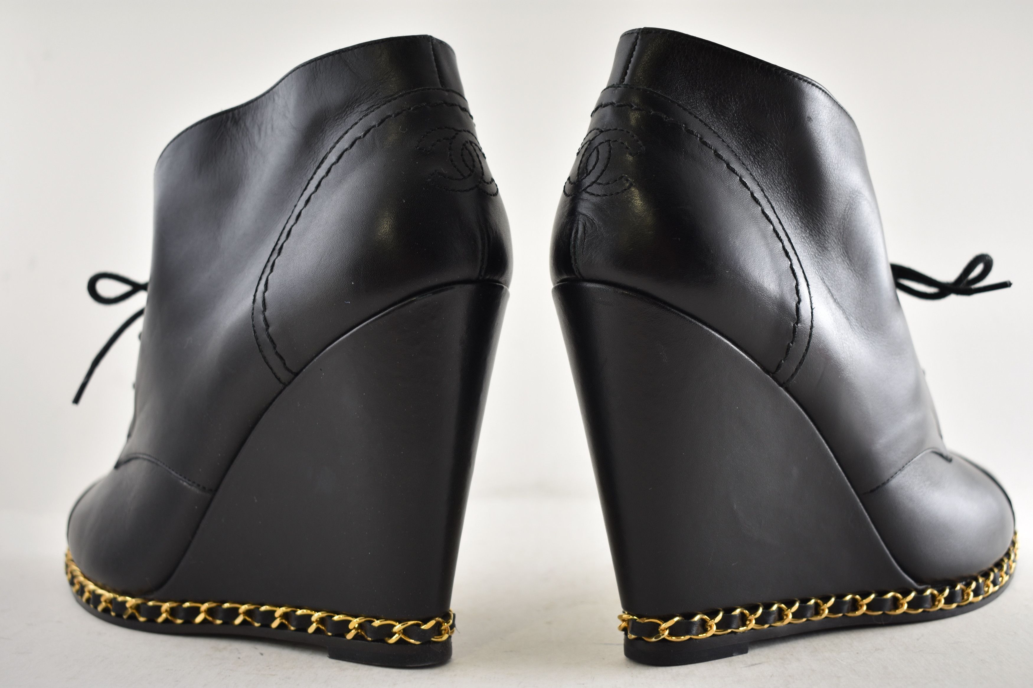 Chanel Leather Gold Chain Around CC Logo Ankle Wedge Boot 38.5 Size US 8.5 / IT 38.5 - 16 Thumbnail